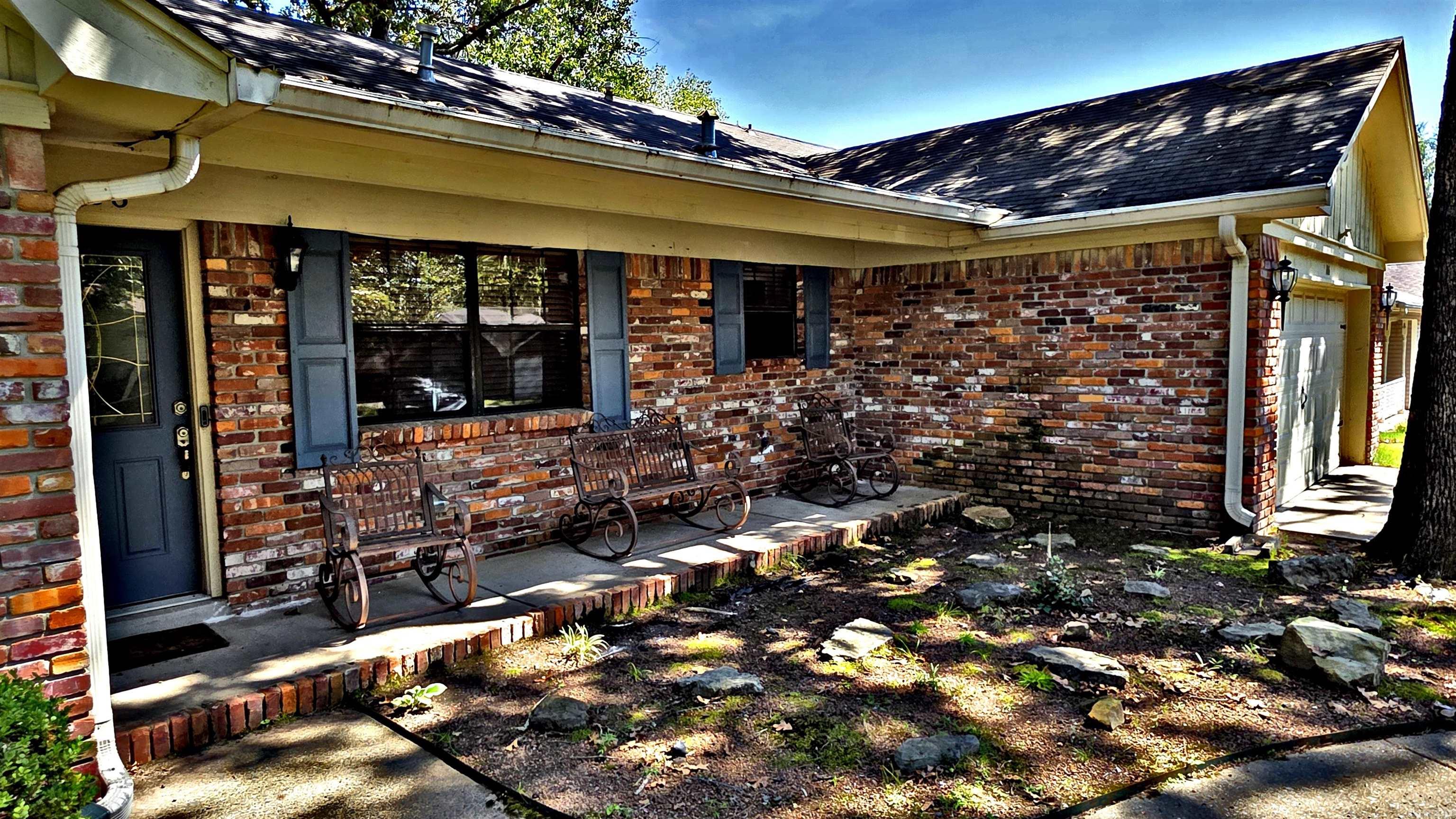 WESTLAKE - Residential