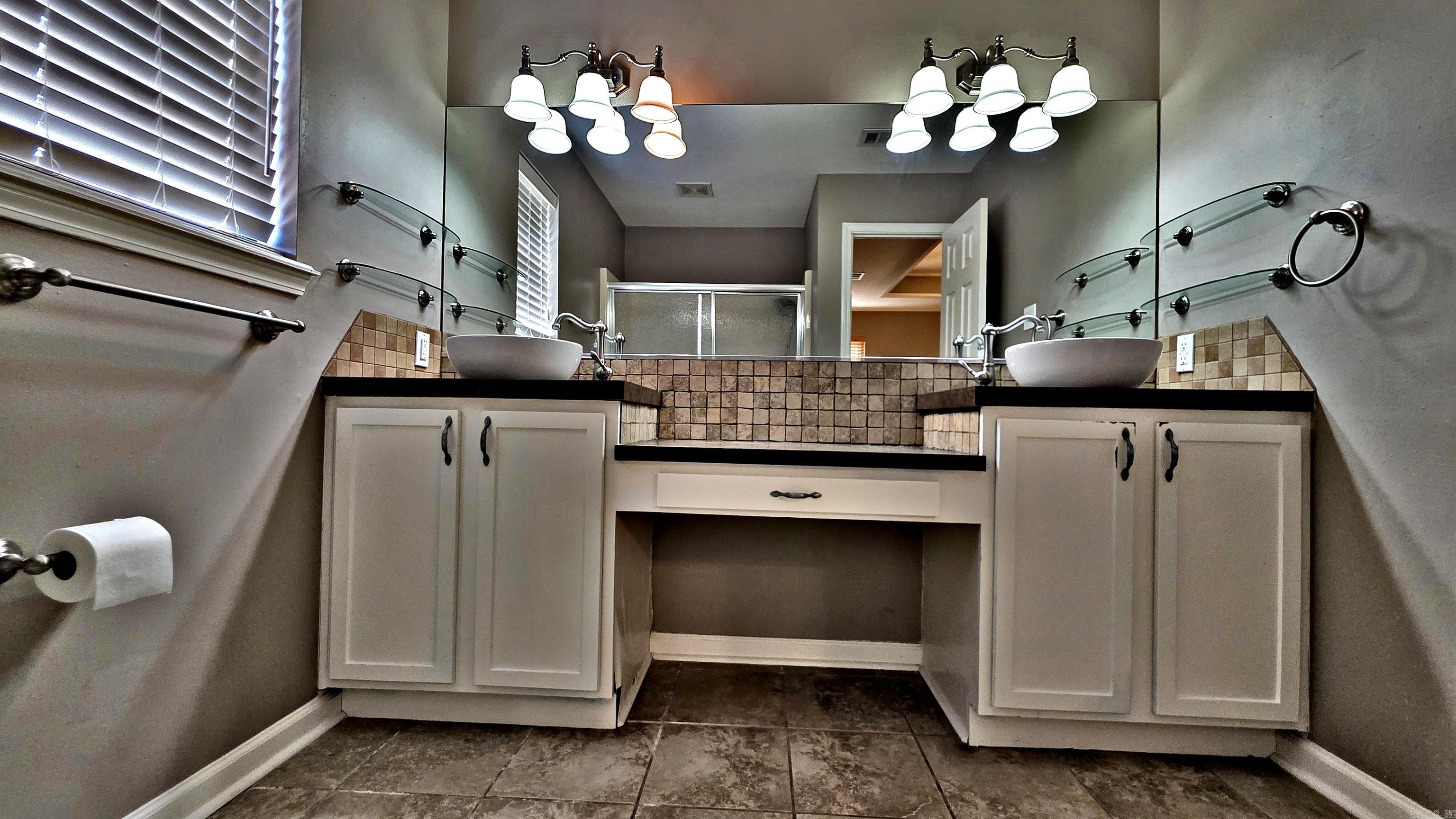 WESTLAKE - Residential