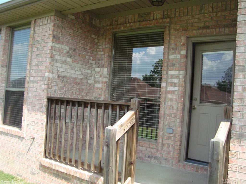 Base Meadows - Residential Lease