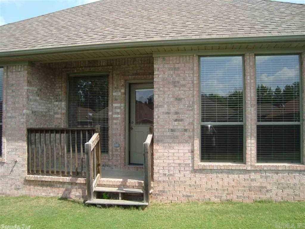 Base Meadows - Residential Lease