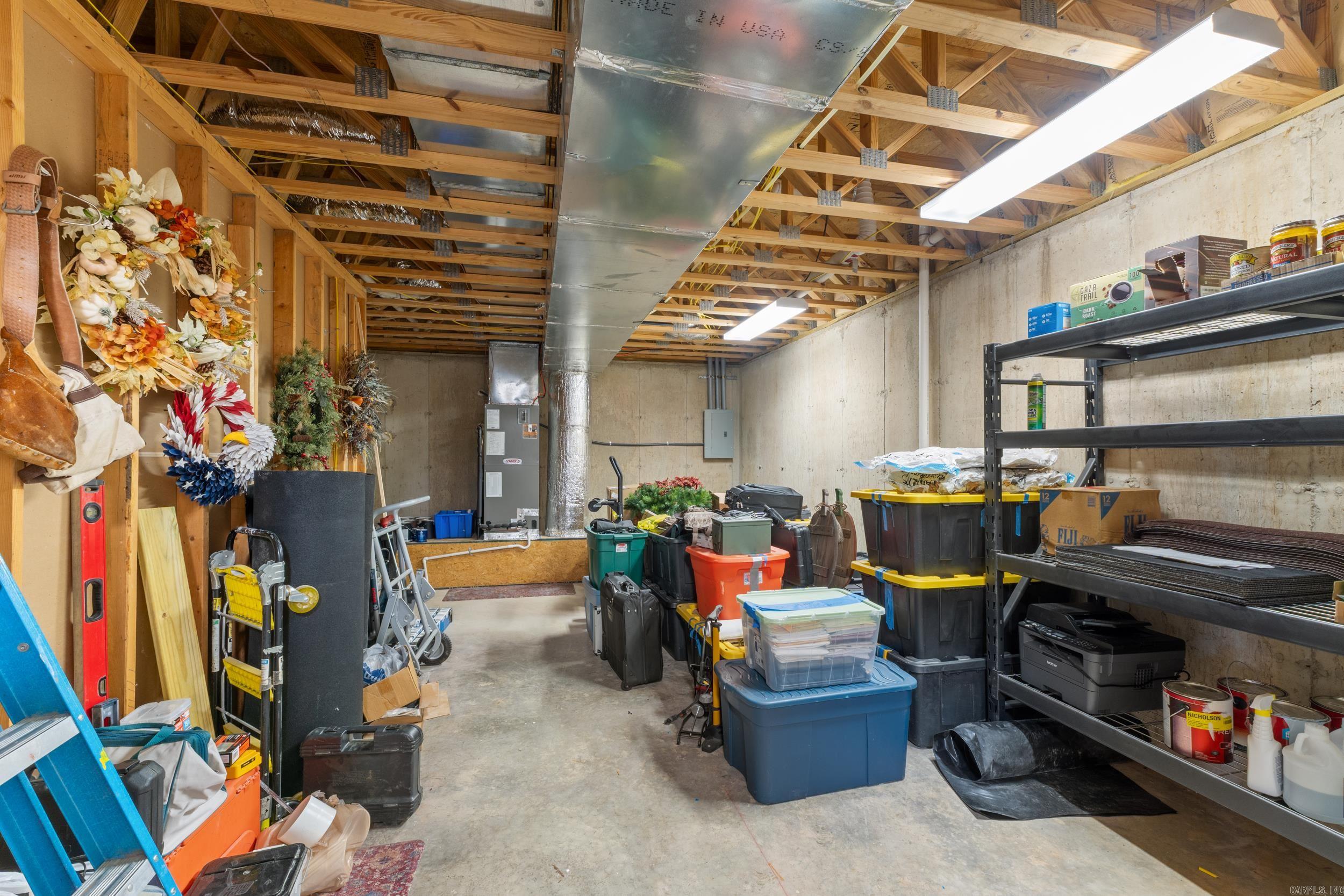 THE SUMMIT - Residential