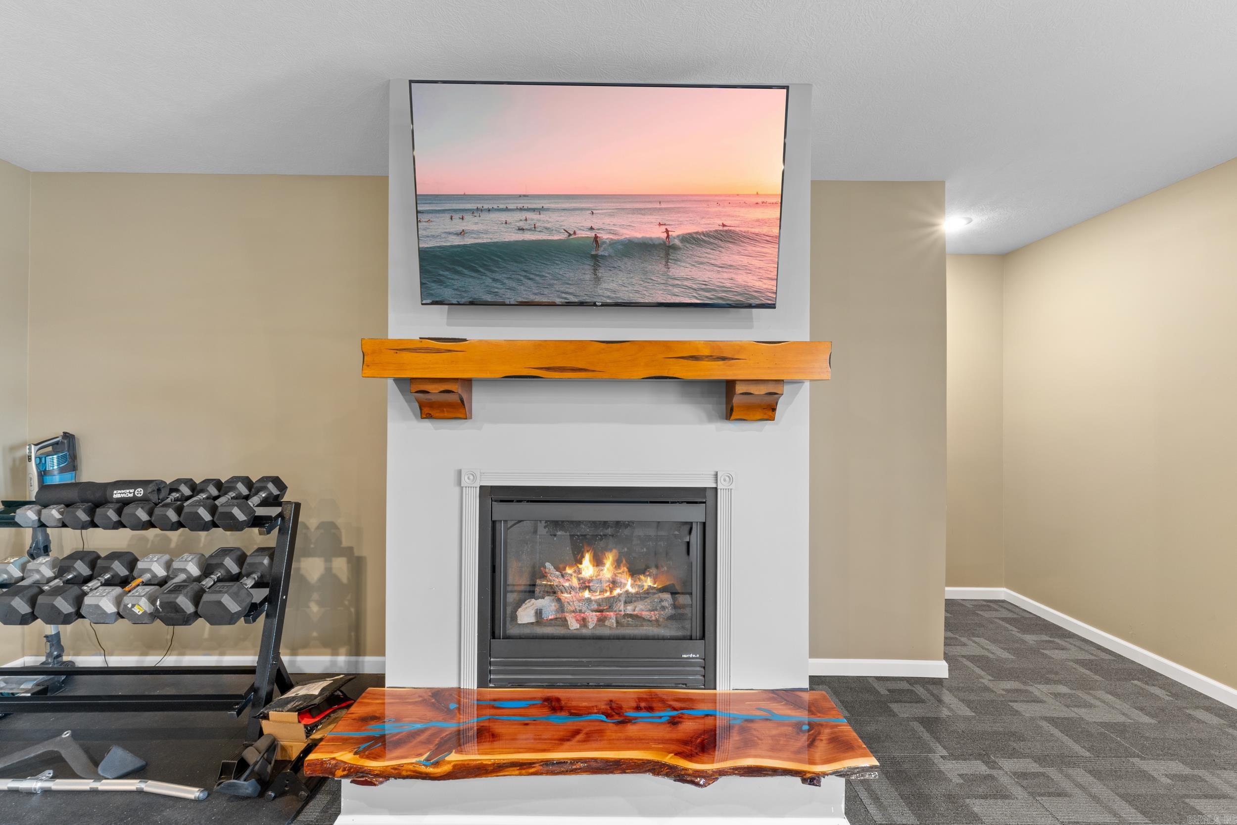 THE SUMMIT - Residential