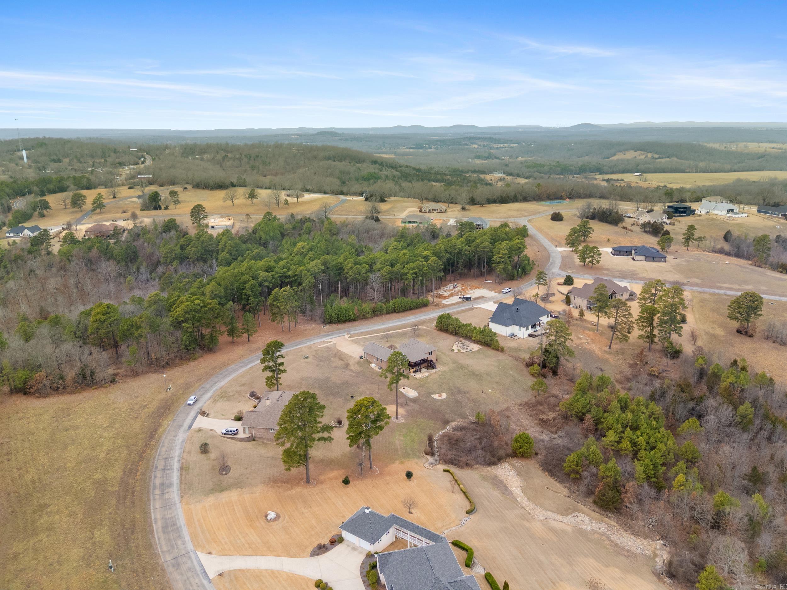 THE SUMMIT - Residential