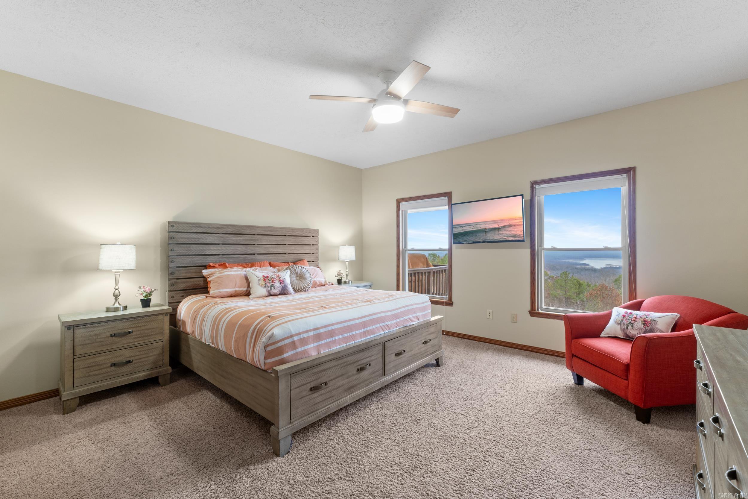 THE SUMMIT - Residential