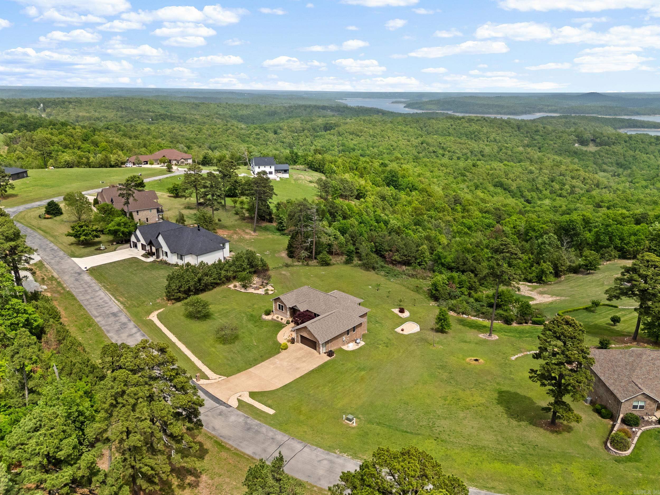 THE SUMMIT - Residential