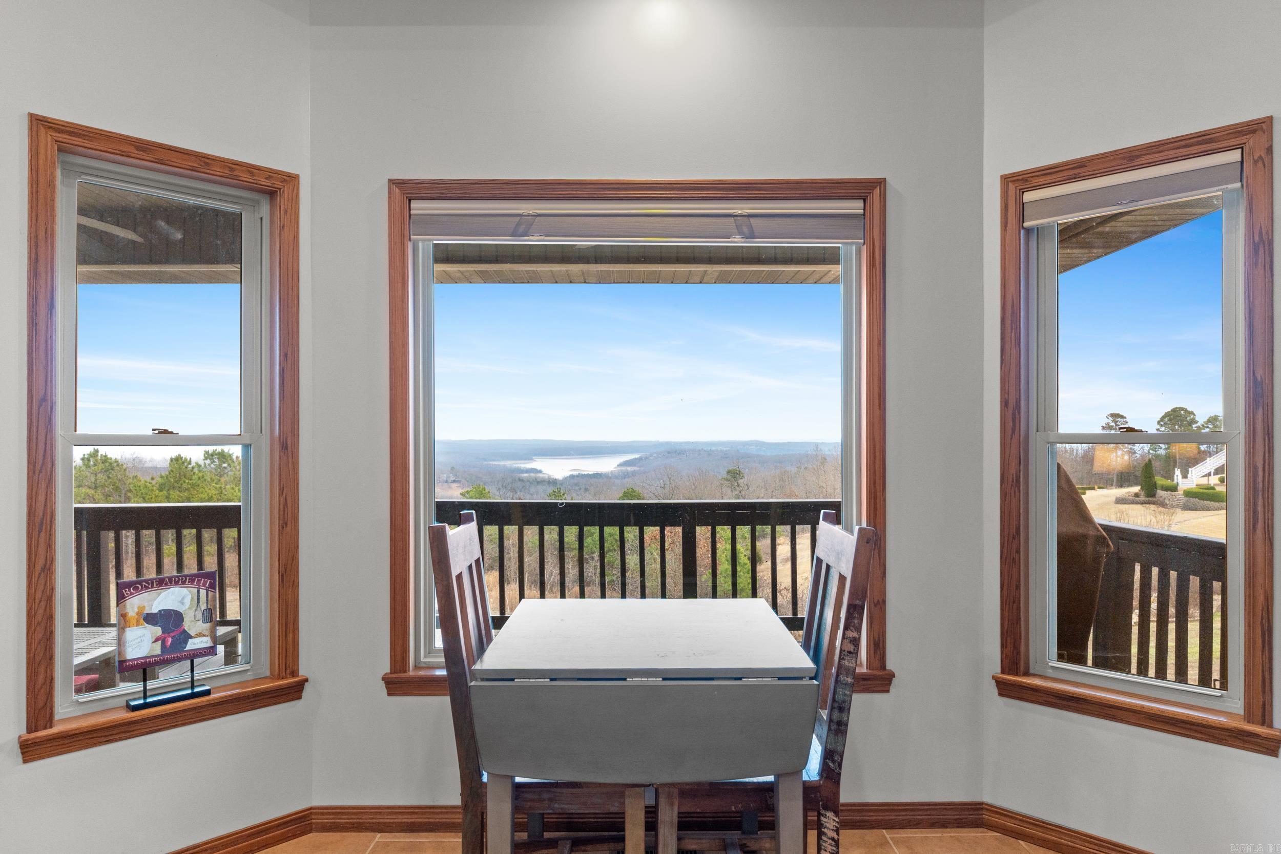 THE SUMMIT - Residential