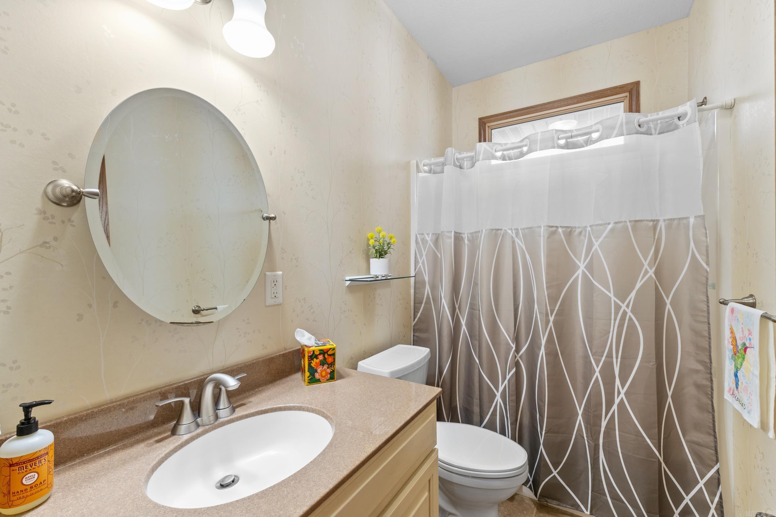 THE SUMMIT - Residential