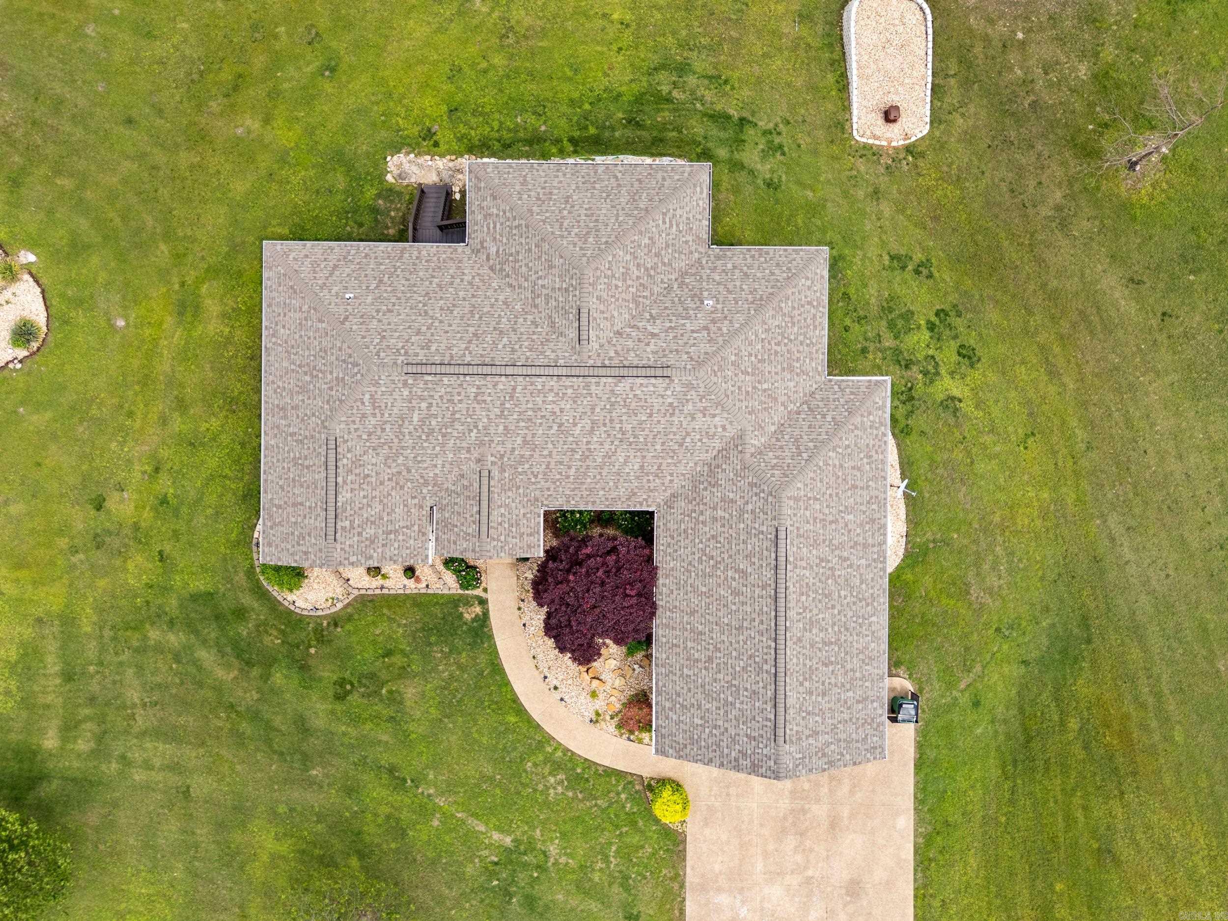 THE SUMMIT - Residential