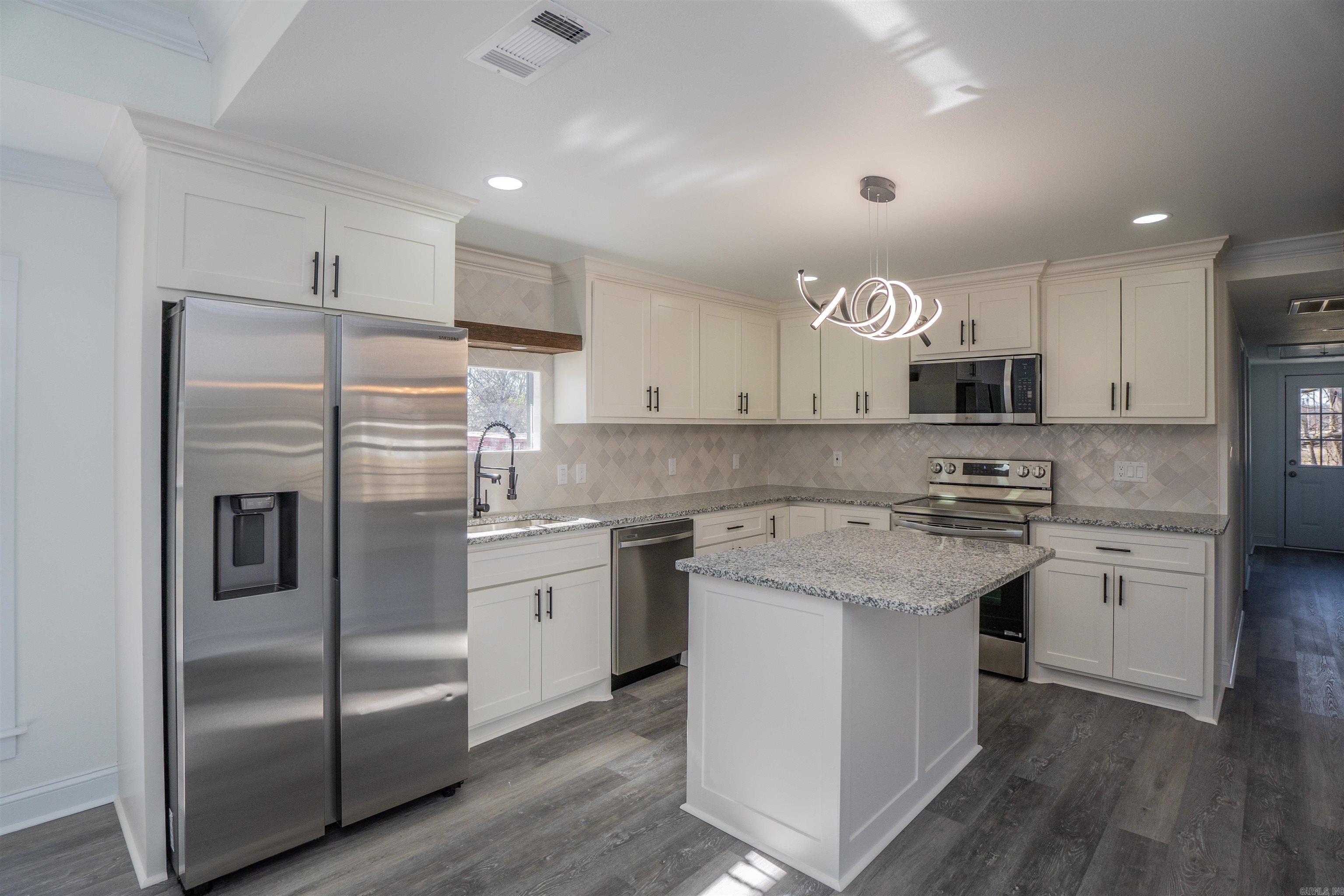Carson Park - Residential Lease