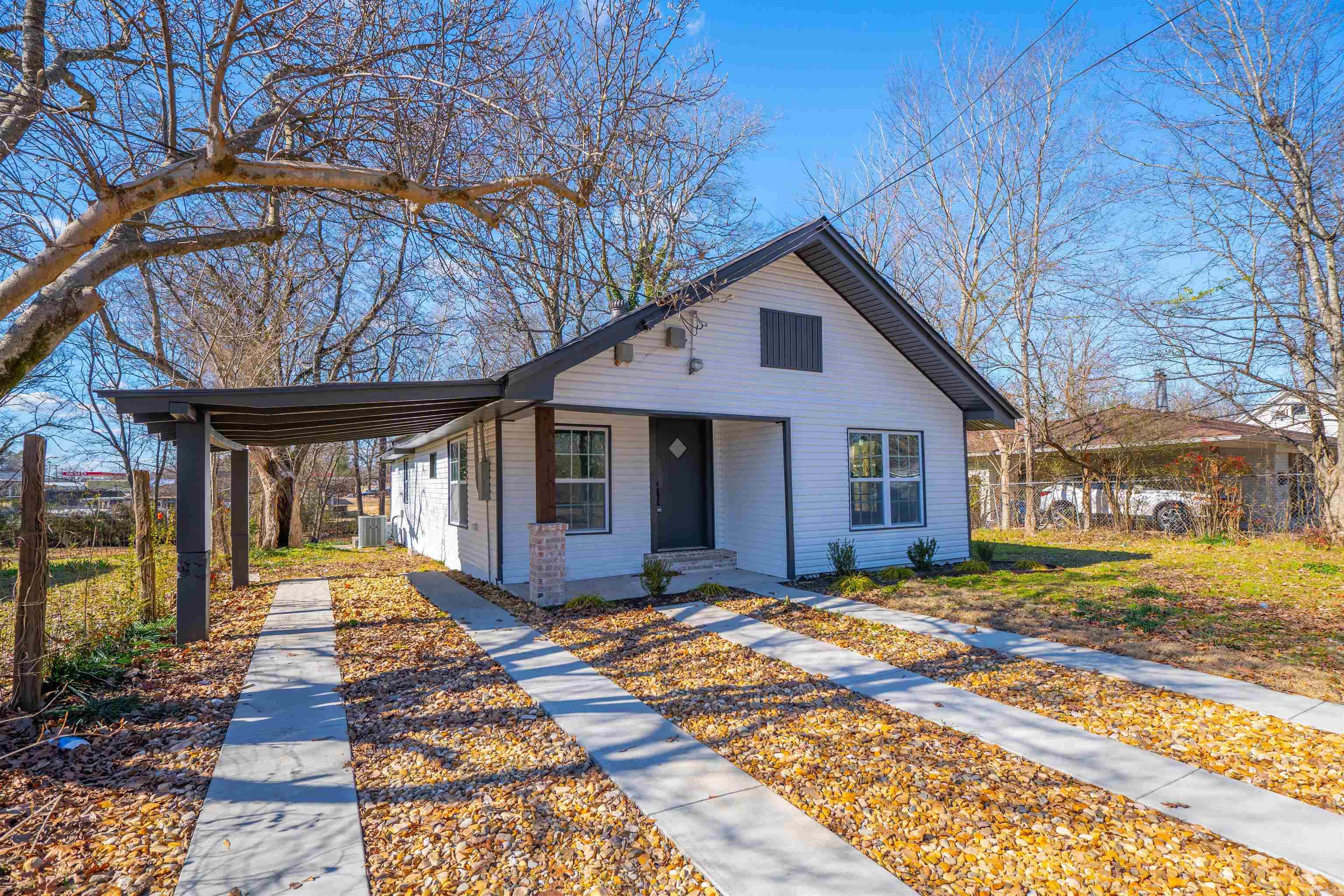 Introducing this completely updated 3 bedroom Benton home, featuring a newly remodeled interior with modern finishes. This charming house boasts a spacious updated kitchen with stainless steel appliances, perfect for cooking and entertaining. The new flooring and modern lighting throughout the home create a fresh and inviting atmosphere. With two updated bathrooms and a new HVAC system, this energy-efficient home offers both comfort and convenience. Located in a central area of Benton, this property is ideal for those seeking a modern and stylish living space. Pets Ok with Restrictions (under 25 pounds) with $250 Non Refundable Pet fee and $25/mo Pet Rent All Aspire Realty Group residents are enrolled in the Resident Benefits Package (RBP) for $50.00/month which includes liability insurance, credit building to help boost the resident’s credit score with timely rent payments, up to $1M Identity Theft Protection, HVAC air filter delivery (for applicable properties), move-in concierge service making utility connection and home service setup a breeze during your move-in, our best-in-class resident rewards program, on-demand pest control and much more! More details upon application.