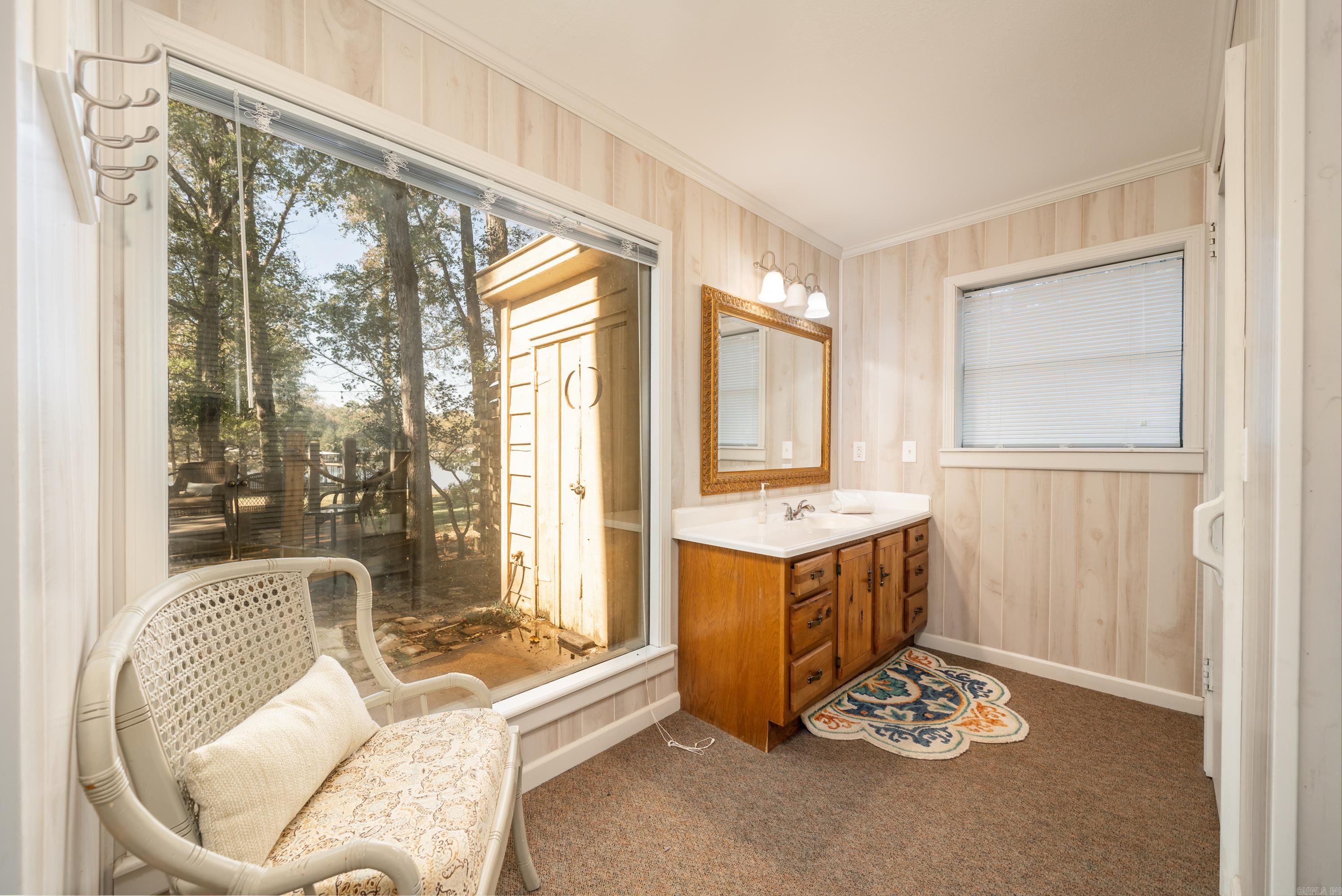 RIVER OAKS - Residential