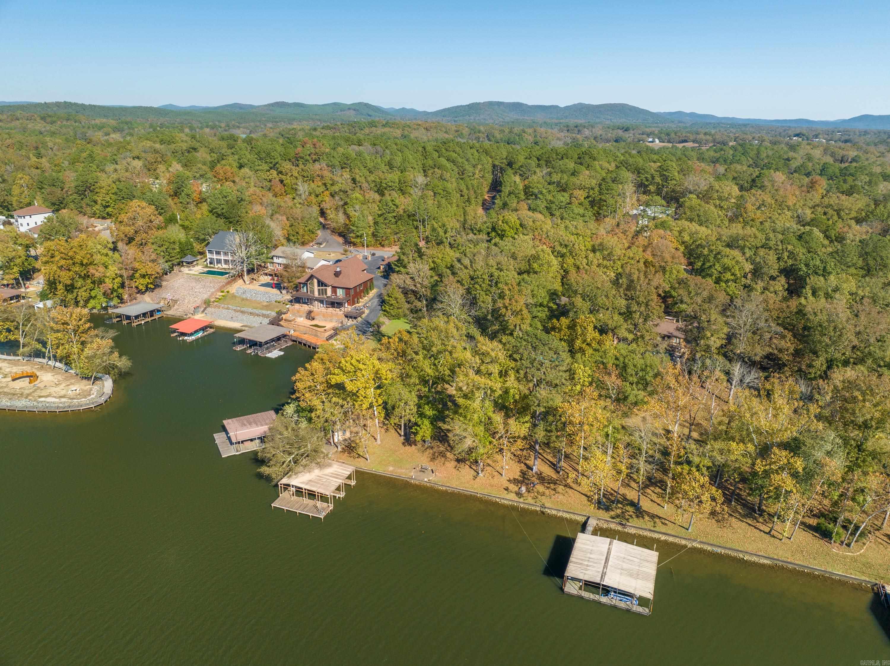 RIVER OAKS - Residential