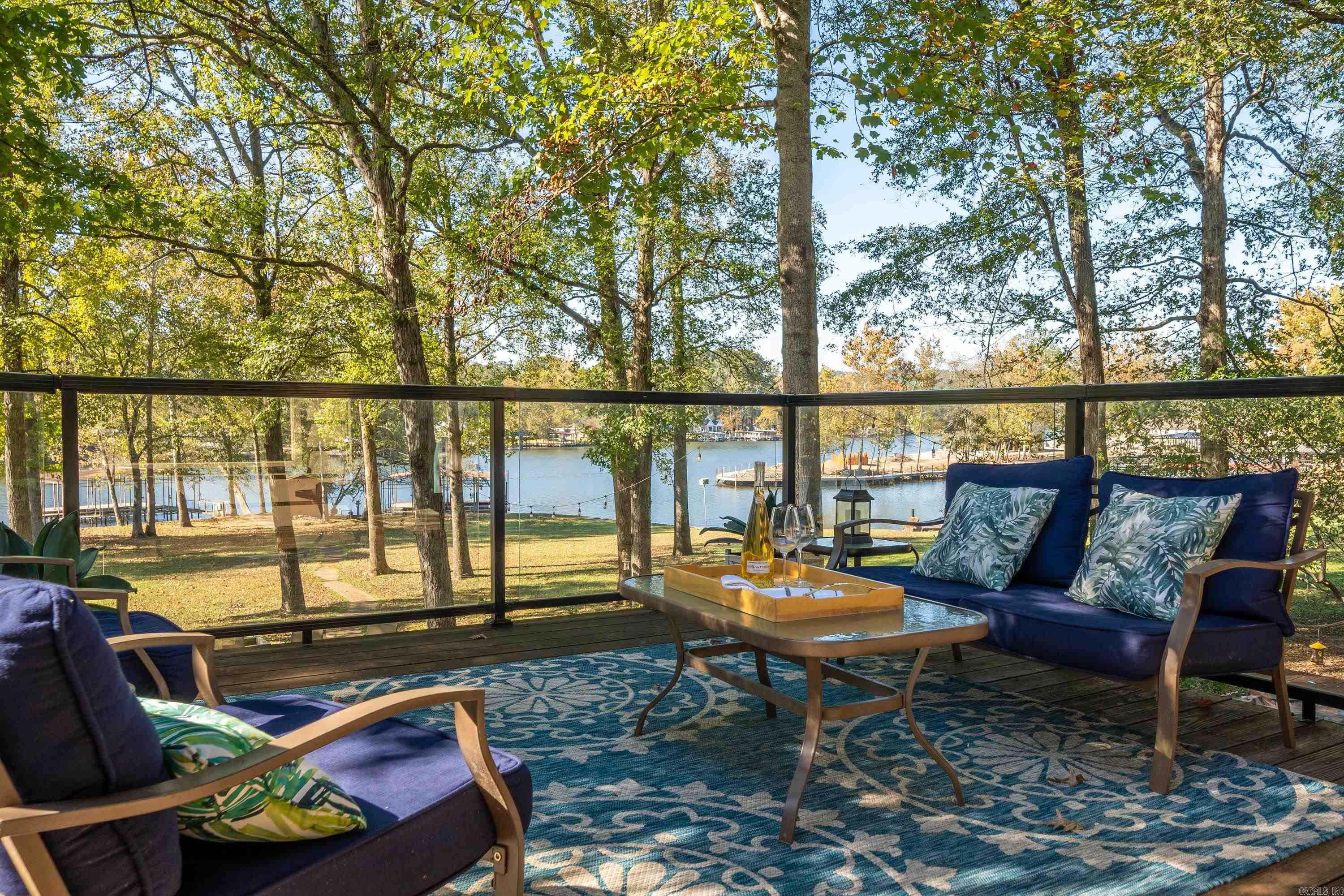 RIVER OAKS - Residential