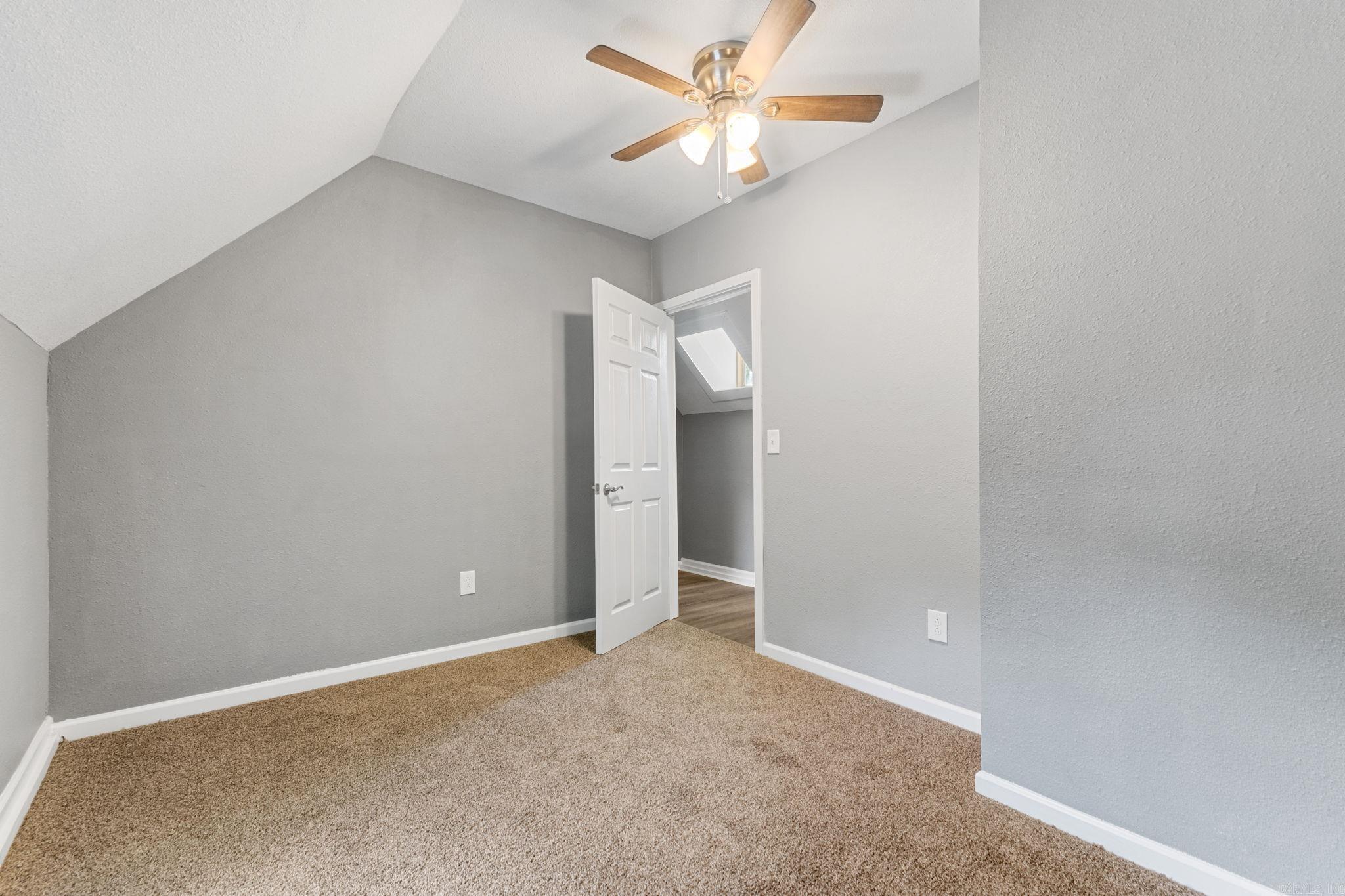 HANGER - Residential