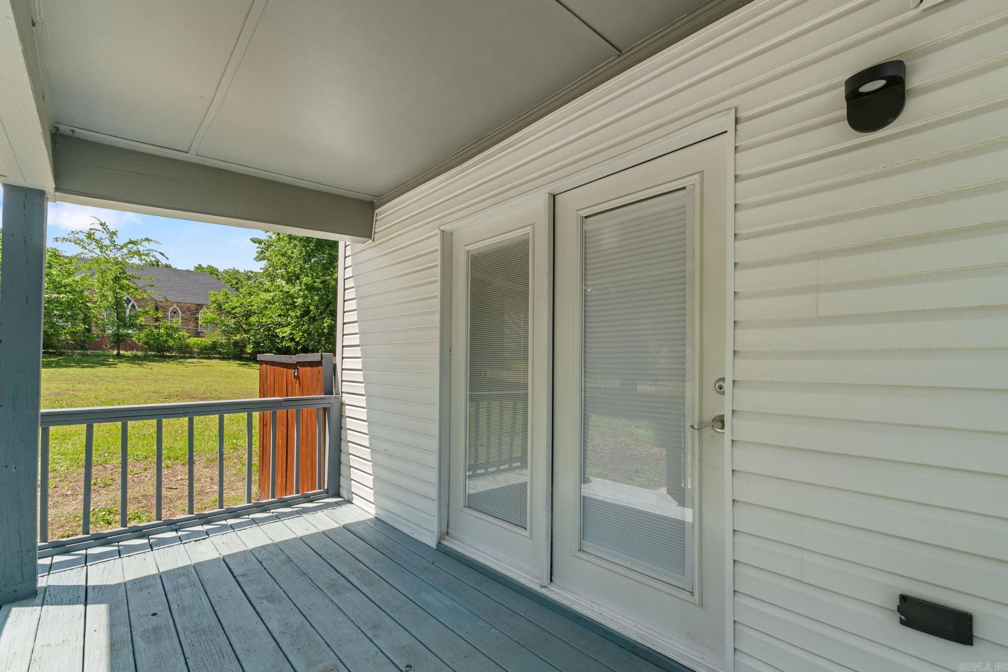 HANGER - Residential