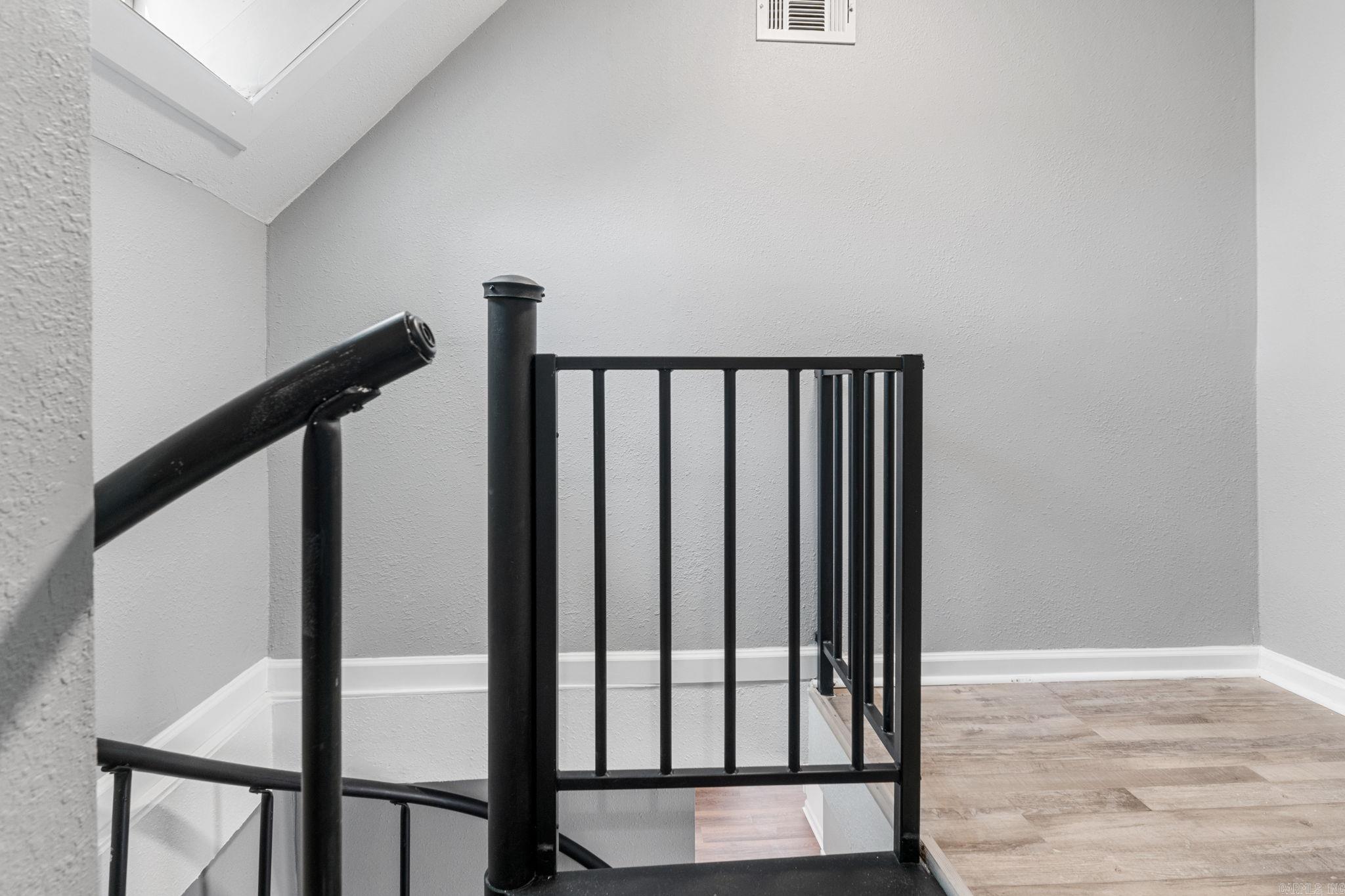 HANGER - Residential