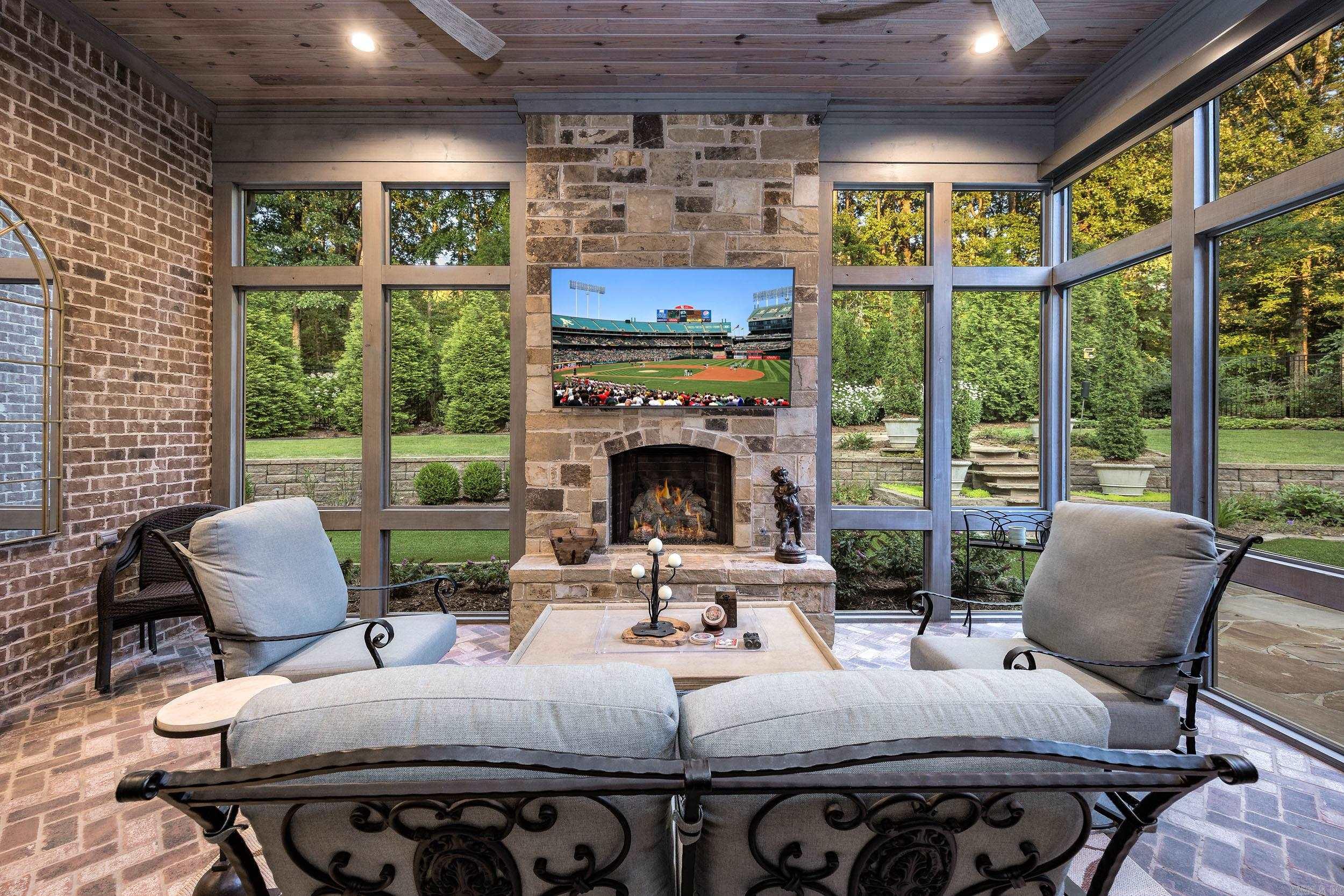 CHENAL VALLEY THE ARBORS - Residential