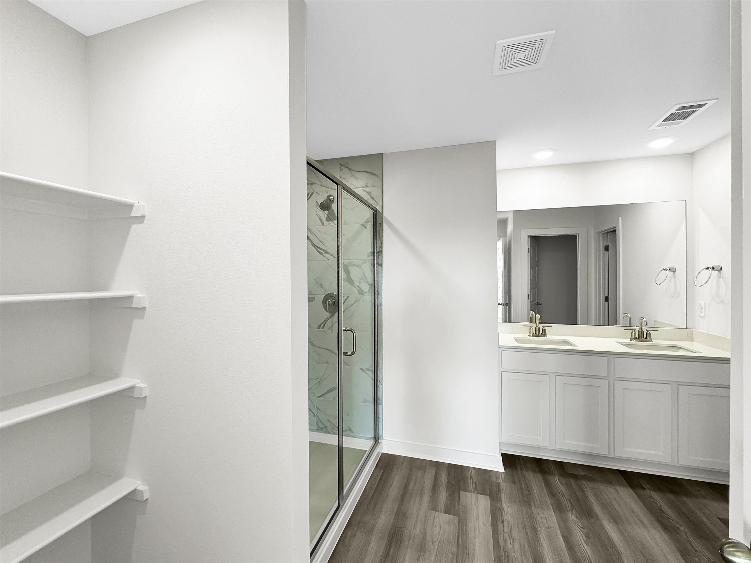 KENSINGTON PLACE - Residential