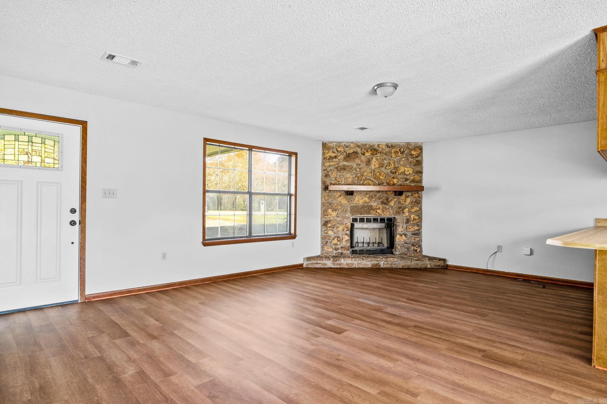 COUNTRYSIDE ESTATES - Residential