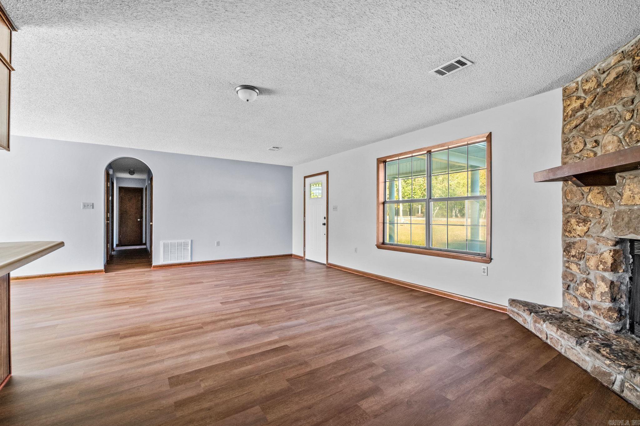 COUNTRYSIDE ESTATES - Residential