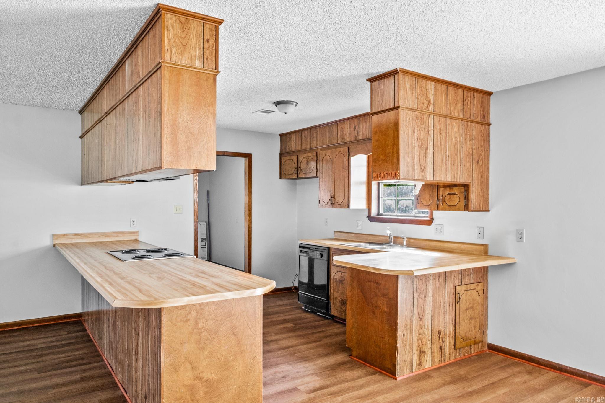 COUNTRYSIDE ESTATES - Residential