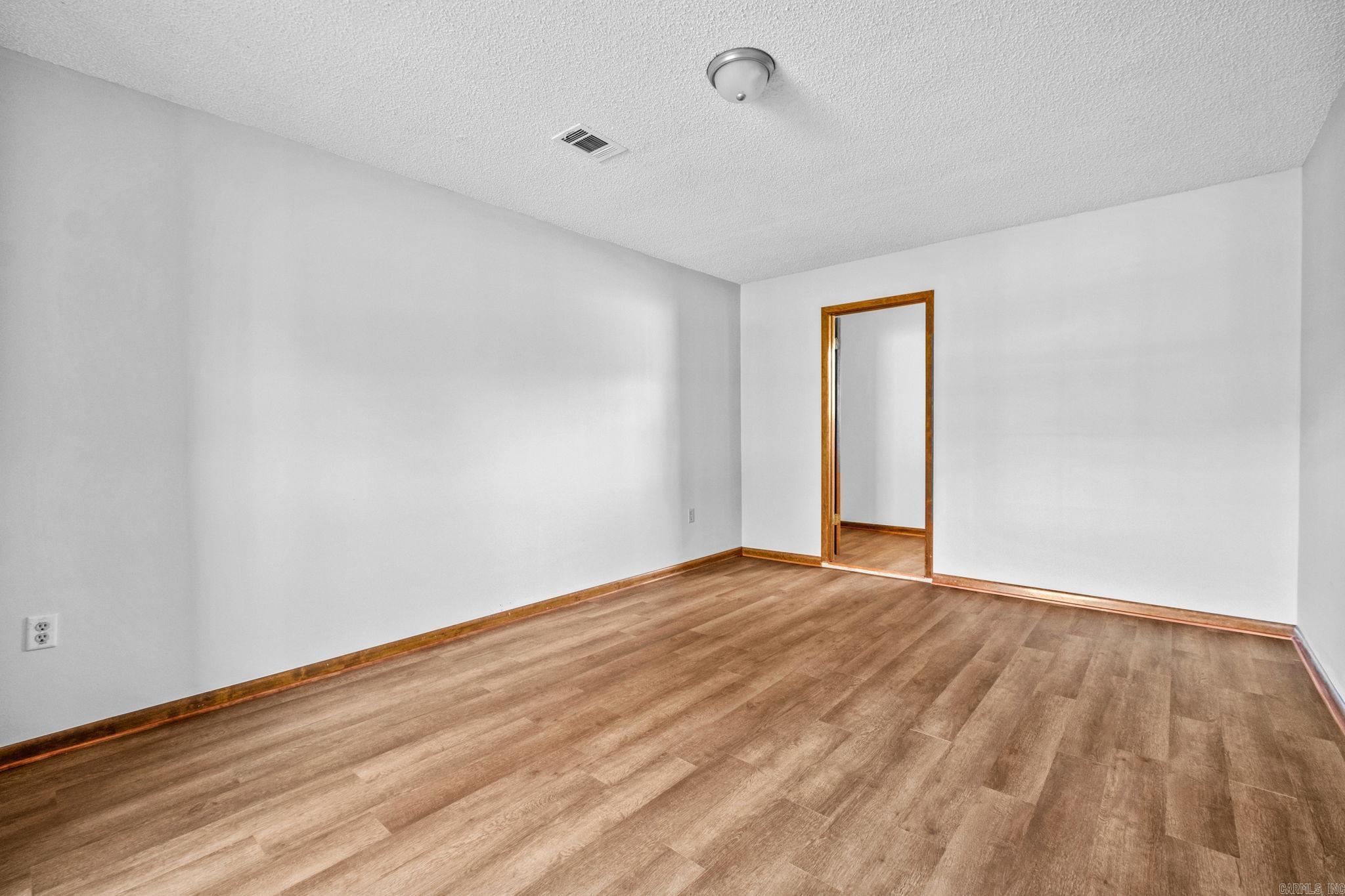 COUNTRYSIDE ESTATES - Residential
