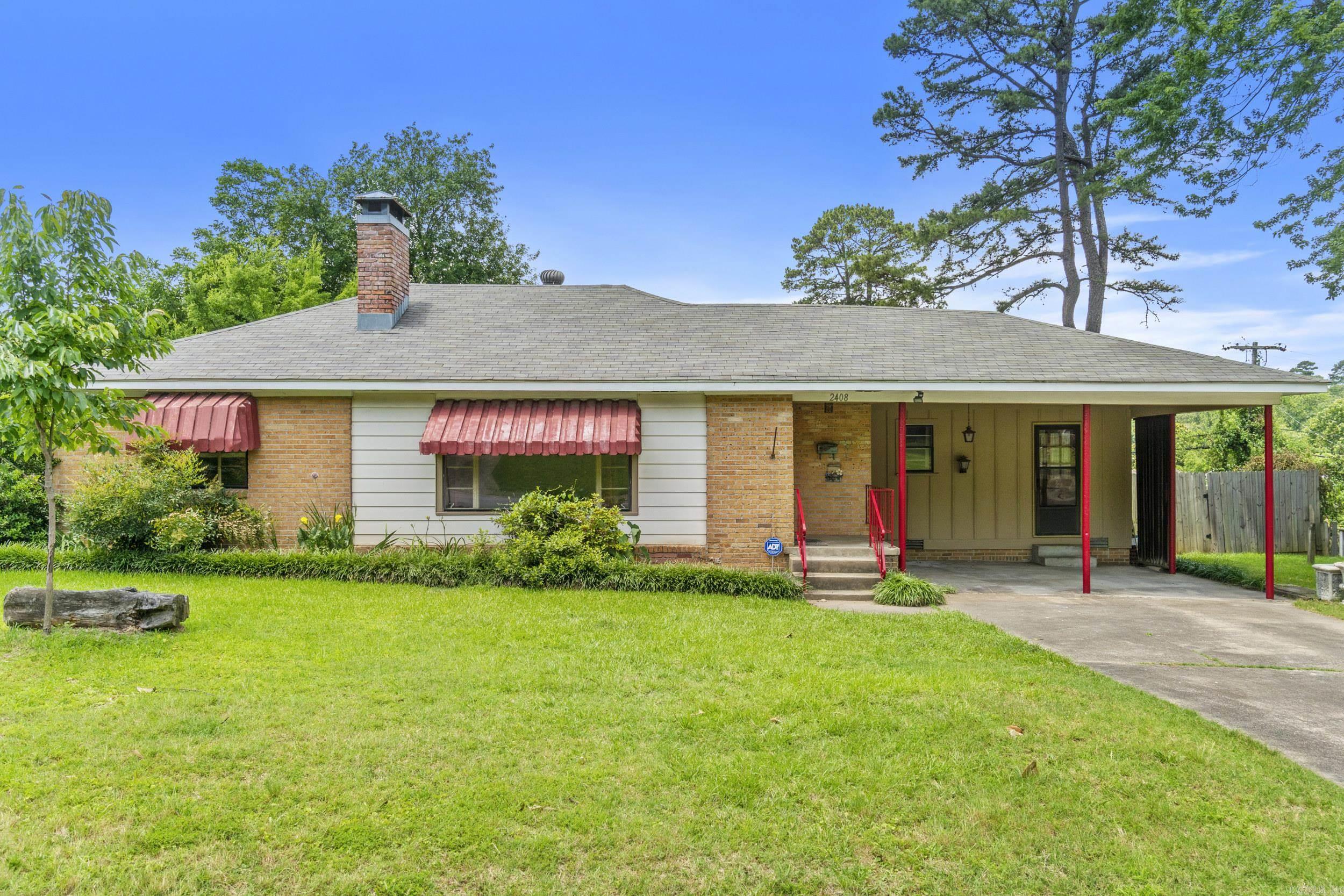 CHECK OUT THIS KINGWOOD CUTIE! This is one of the fastest growing areas in Little Rock! This property is a 5 minute walk from Jefferson Elementary and minutes from all Heights shops, restaurants, and amenities! It has a NEW roof, NEW granite countertops, NEW paint, fully remodeled bathroom, NEW kitchen appliances, NEW flooring, and NEW back deck. There is a garden area beyond the deck (or for your pets!). Plenty of yard space for a pet. Relax next to the gas fireplace and enjoy the quiet that Kingwood has to offer. Spacious laundry room (washer and dryer DO convey!), extra storage room, and formal dining area. 2 car carport, rare for this neighborhood.