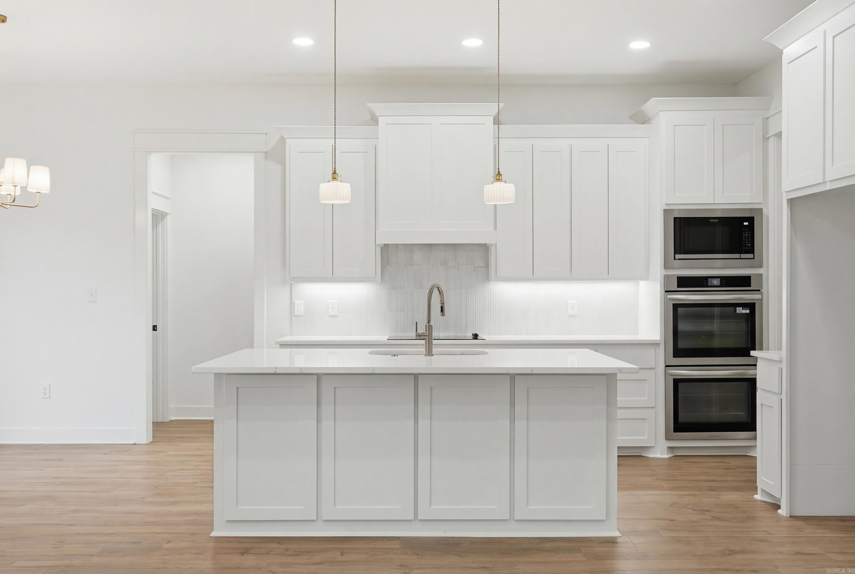 SUNSET LANDING - Residential