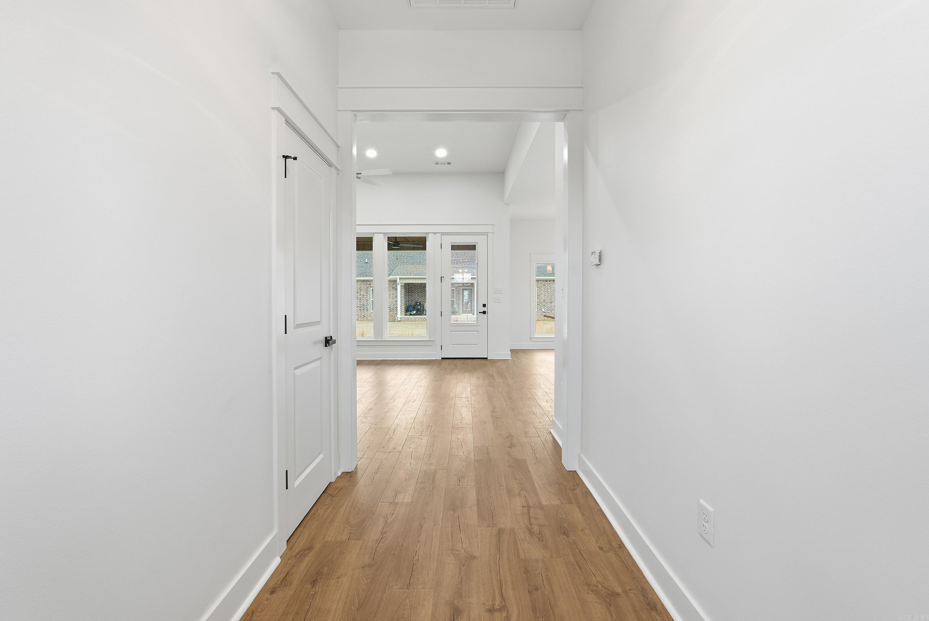 SUNSET LANDING - Residential