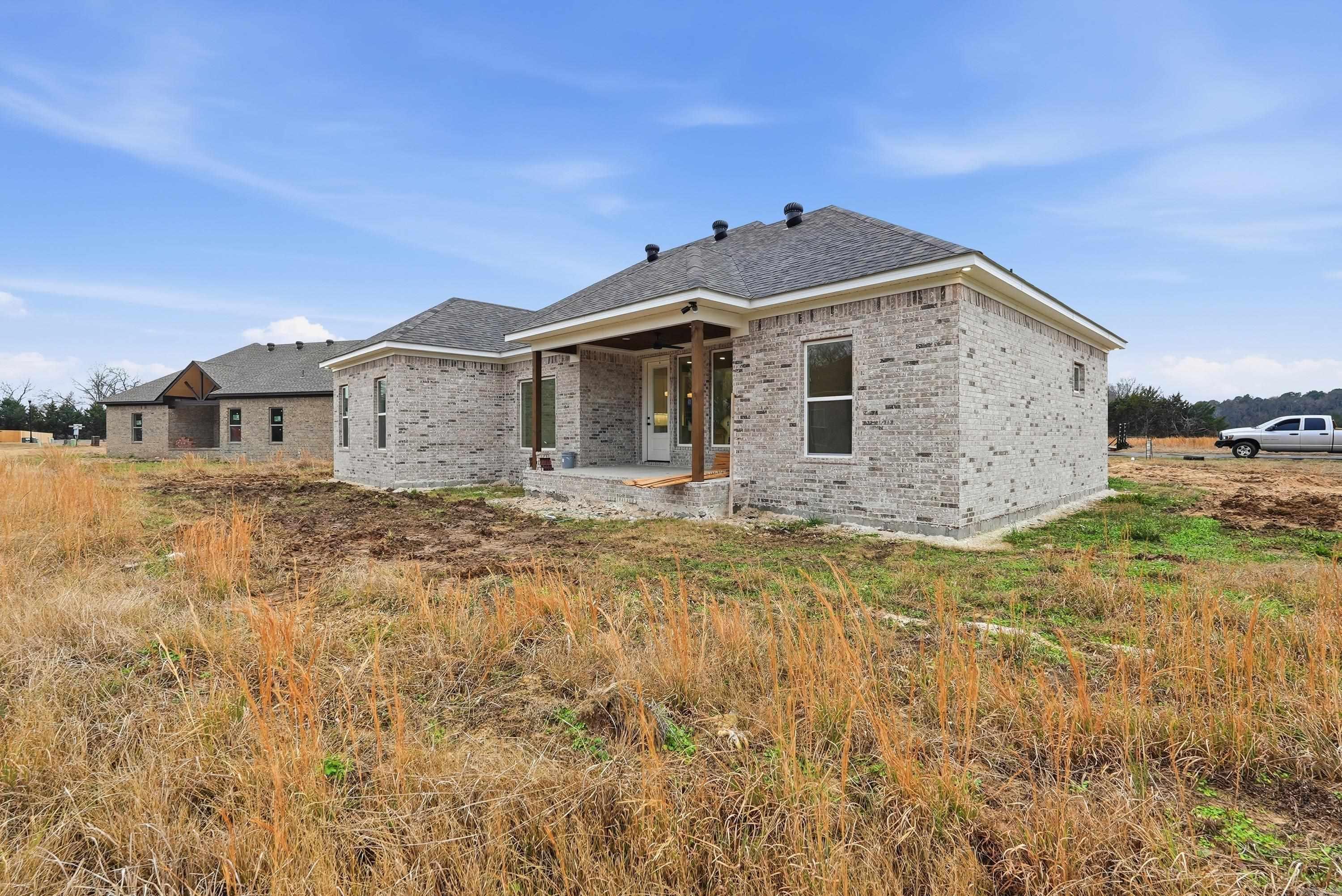 SUNSET LANDING - Residential