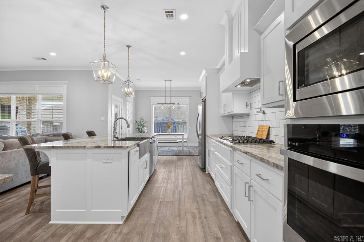 IVY PLACE - Residential