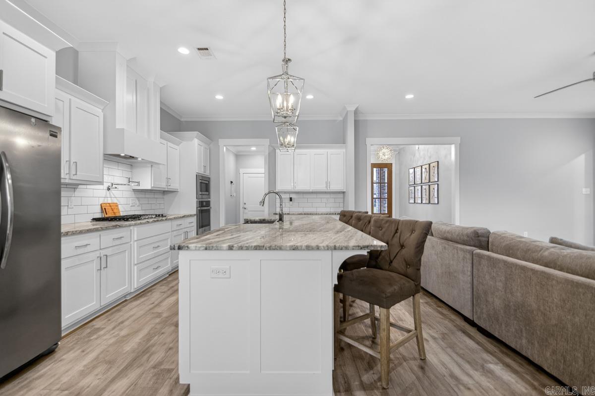 IVY PLACE - Residential