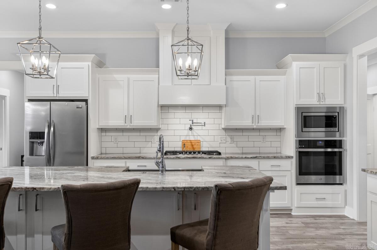 IVY PLACE - Residential
