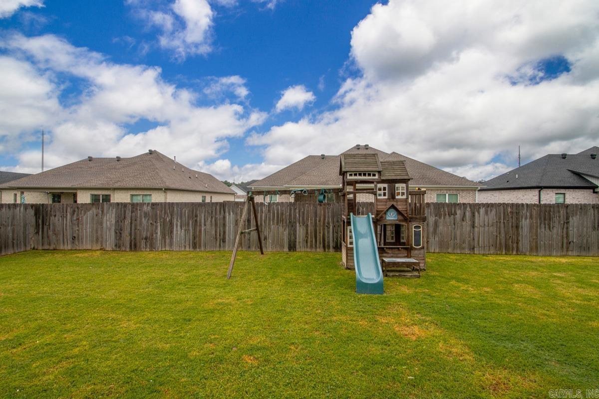 IVY PLACE - Residential