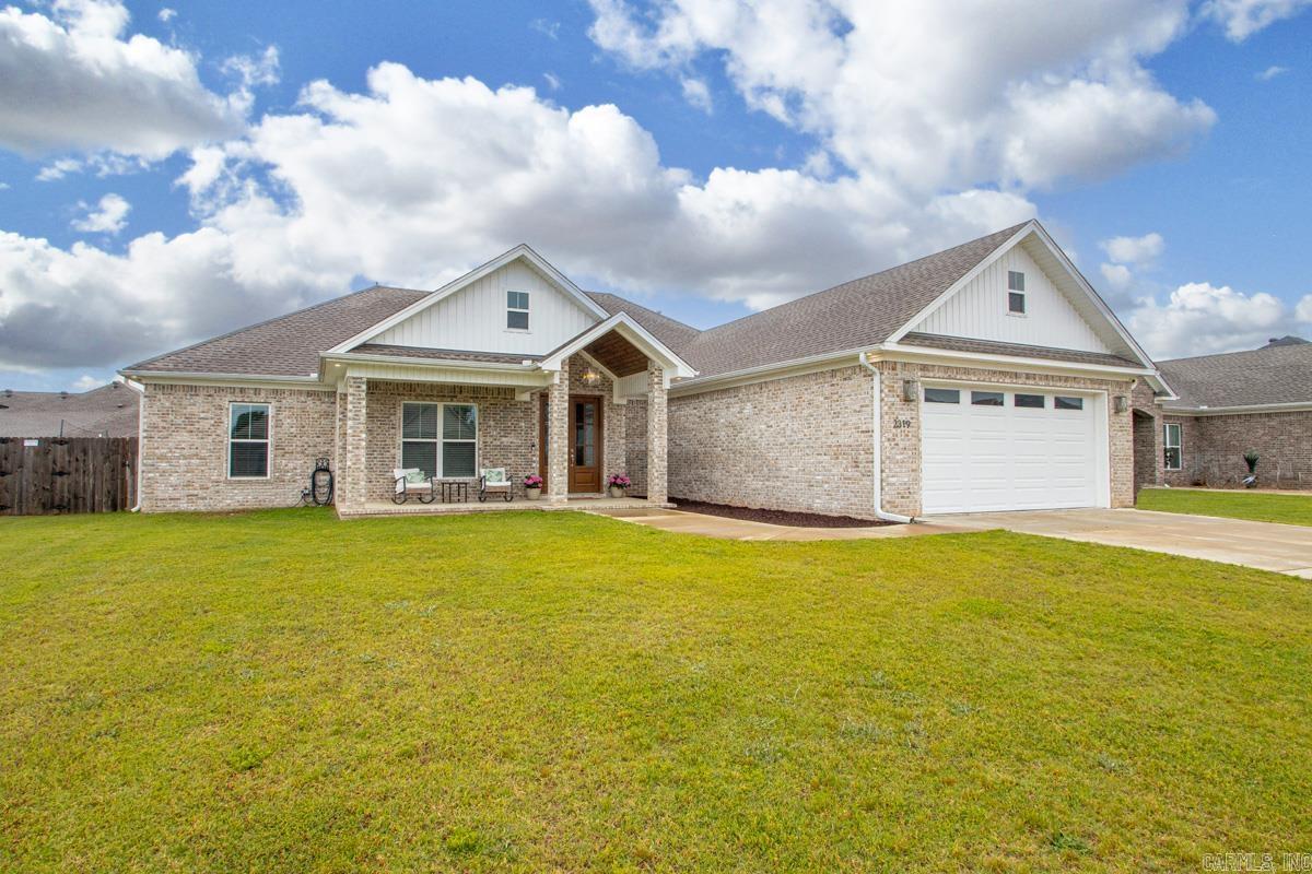 IVY PLACE - Residential