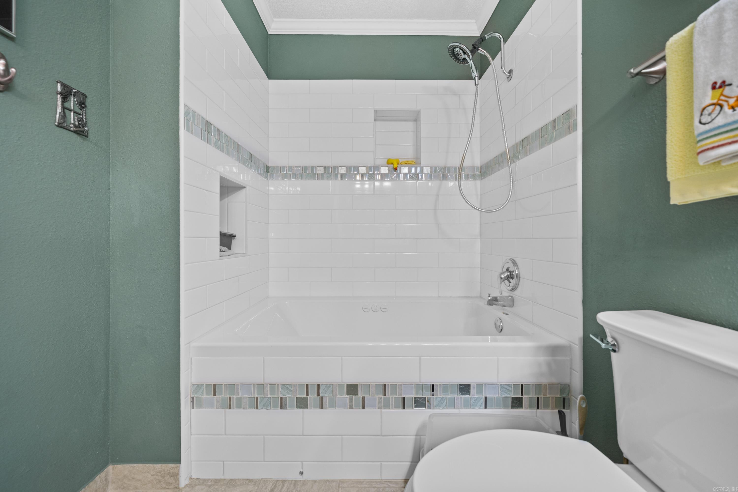 SPRING RIDGE CONDOMINIUM ESTATES - Residential