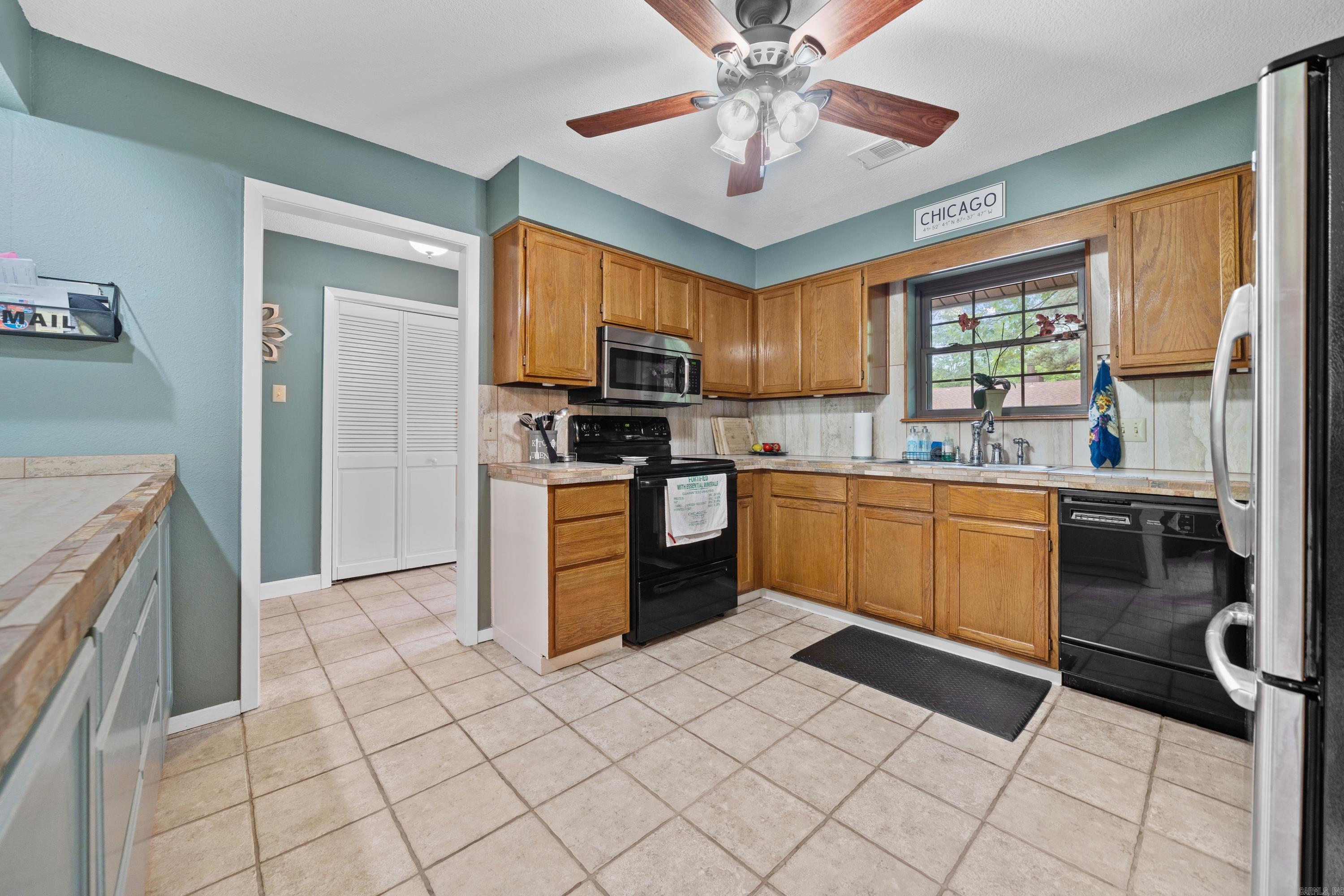 SPRING RIDGE CONDOMINIUM ESTATES - Residential