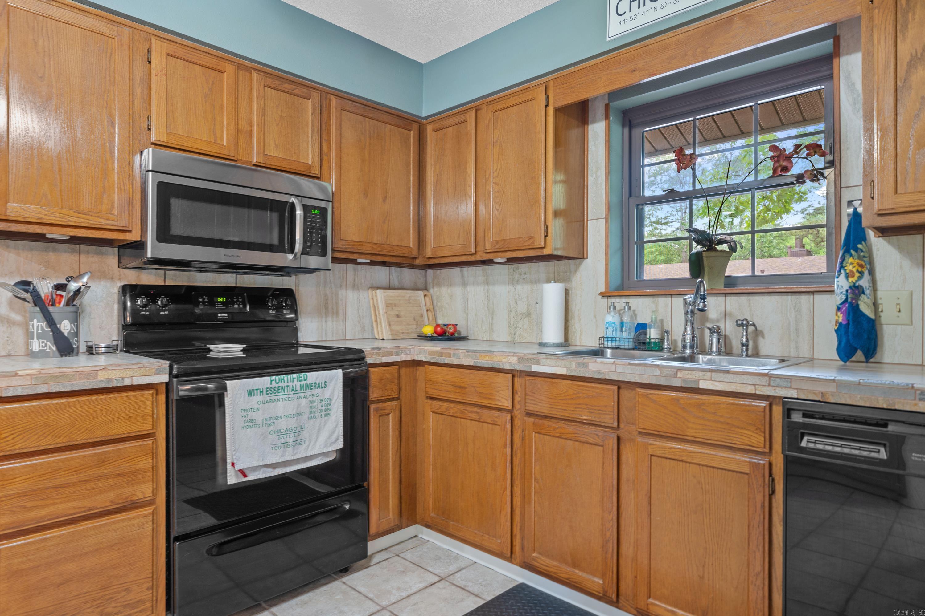 SPRING RIDGE CONDOMINIUM ESTATES - Residential