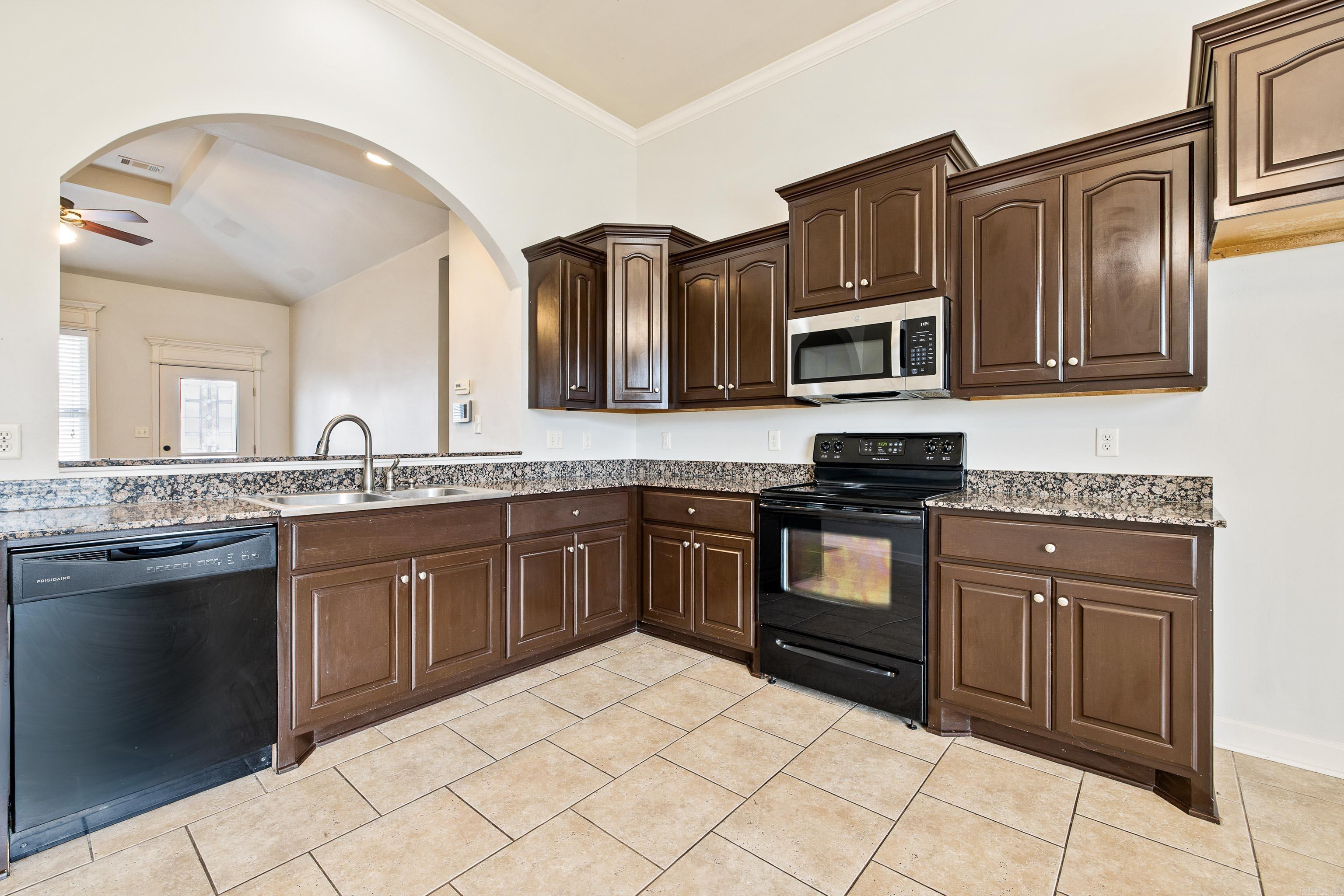 EDEN ESTATES - Residential