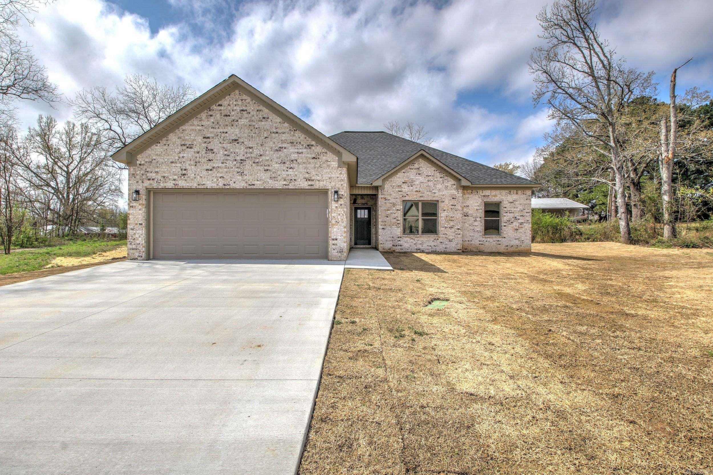 New Construction tucked into a quiet cul-de-sac in Greenbrier. Beautiful NEW CONSTRUCTION sitting on a 0.30 acre lot with THREE bedrooms and TWO full bathrooms. Upon entering you are welcomed into a large open living space with vaulted ceilings and lots of natural light. Check out the kitchen with a stunning custom backsplash, SS appliances, a large sink and tasteful faucets and fixtures. The living/kitchen/dining space is perfect for entertaining indoors and leads you out to a patio where you can enjoy grilling or just relaxing. The private space includes a beautiful master suite with a custom tiled step in shower and double closets, quartz countertops. The remaining two bedrooms and bathroom finish off this beautiful home.