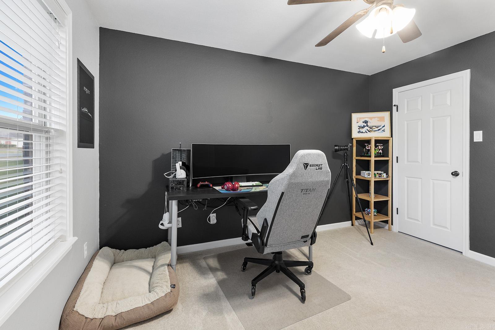 CARRIAGE COURT L - Residential