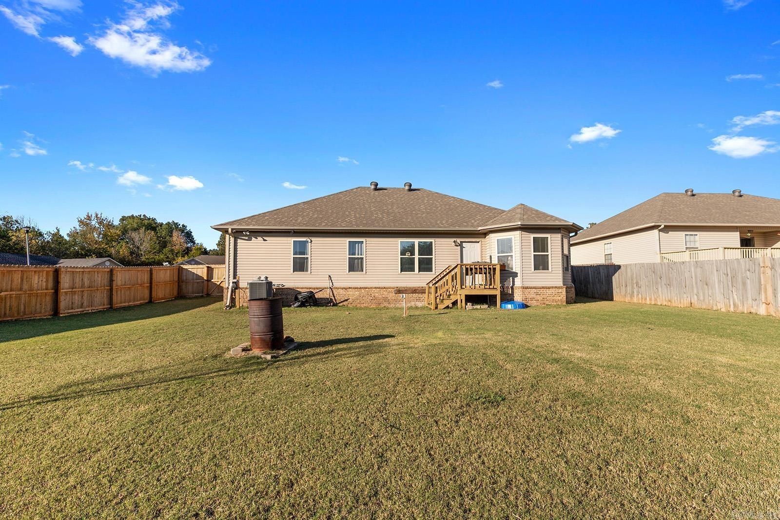CARRIAGE COURT L - Residential