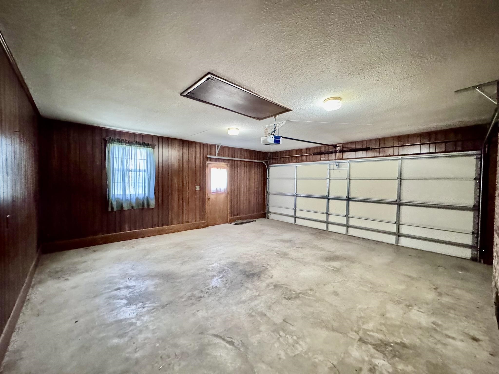 WAYLAND - Residential