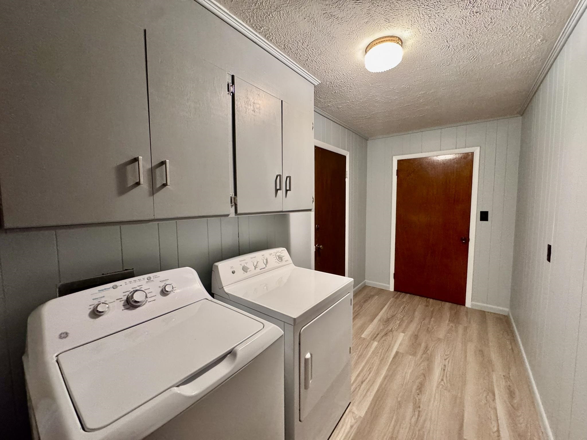 WAYLAND - Residential