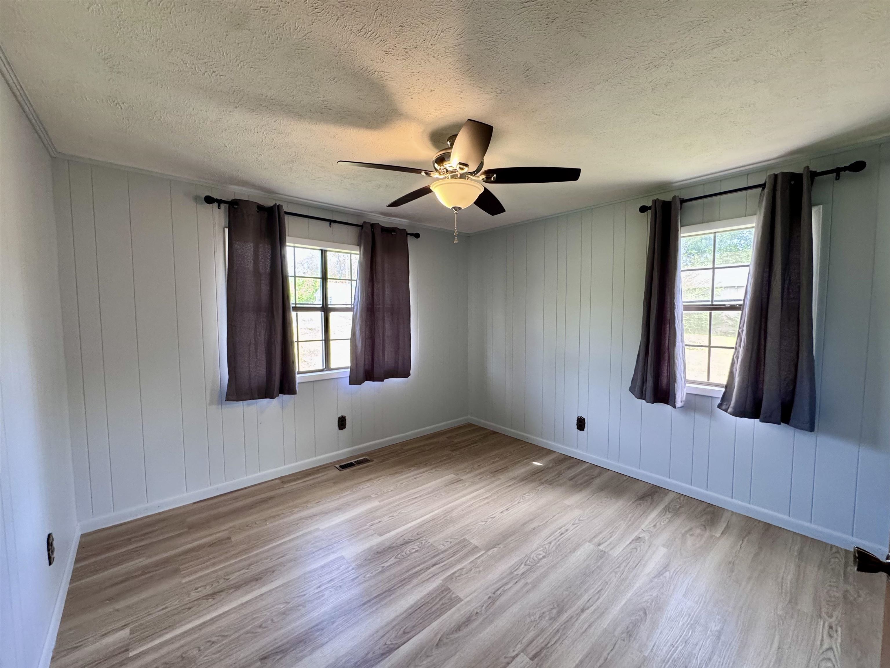 WAYLAND - Residential