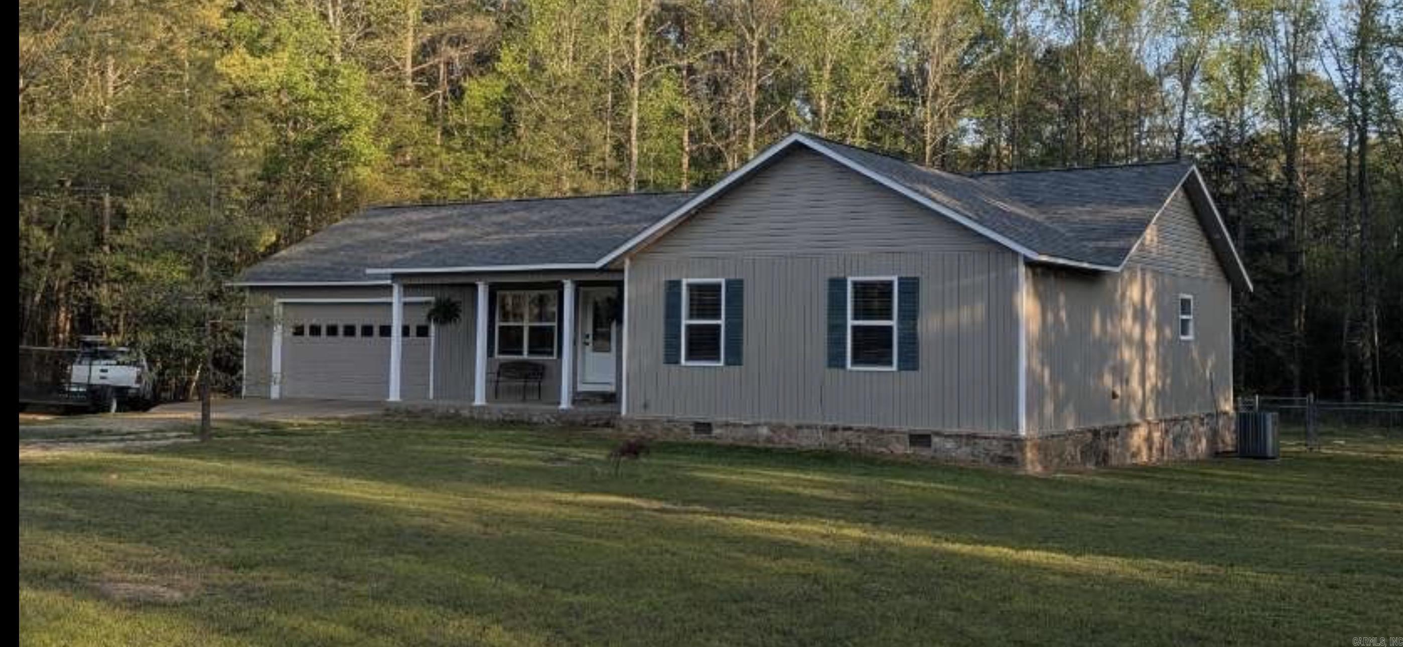 PURE COUNTY ESTATES - Residential