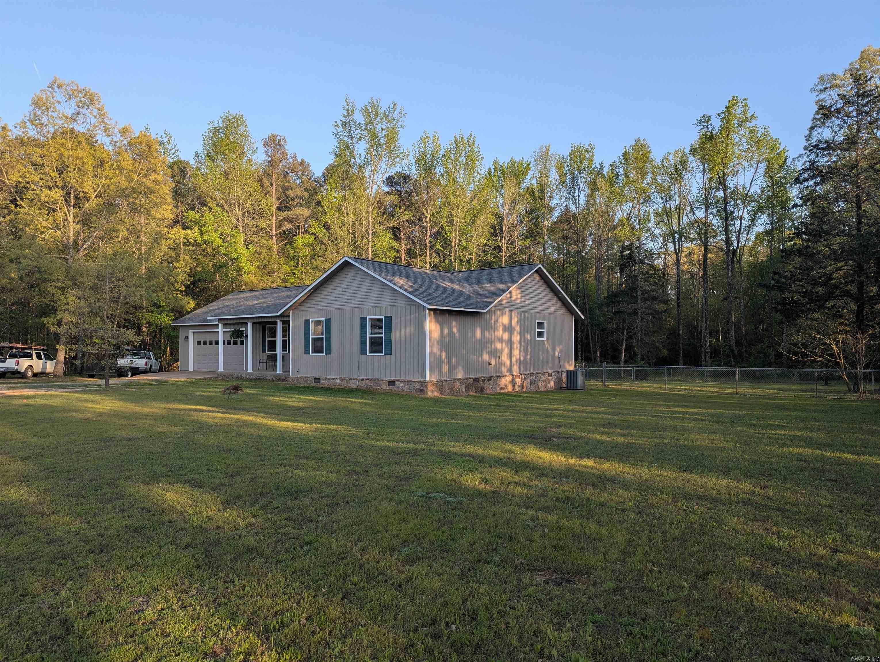 PURE COUNTY ESTATES - Residential
