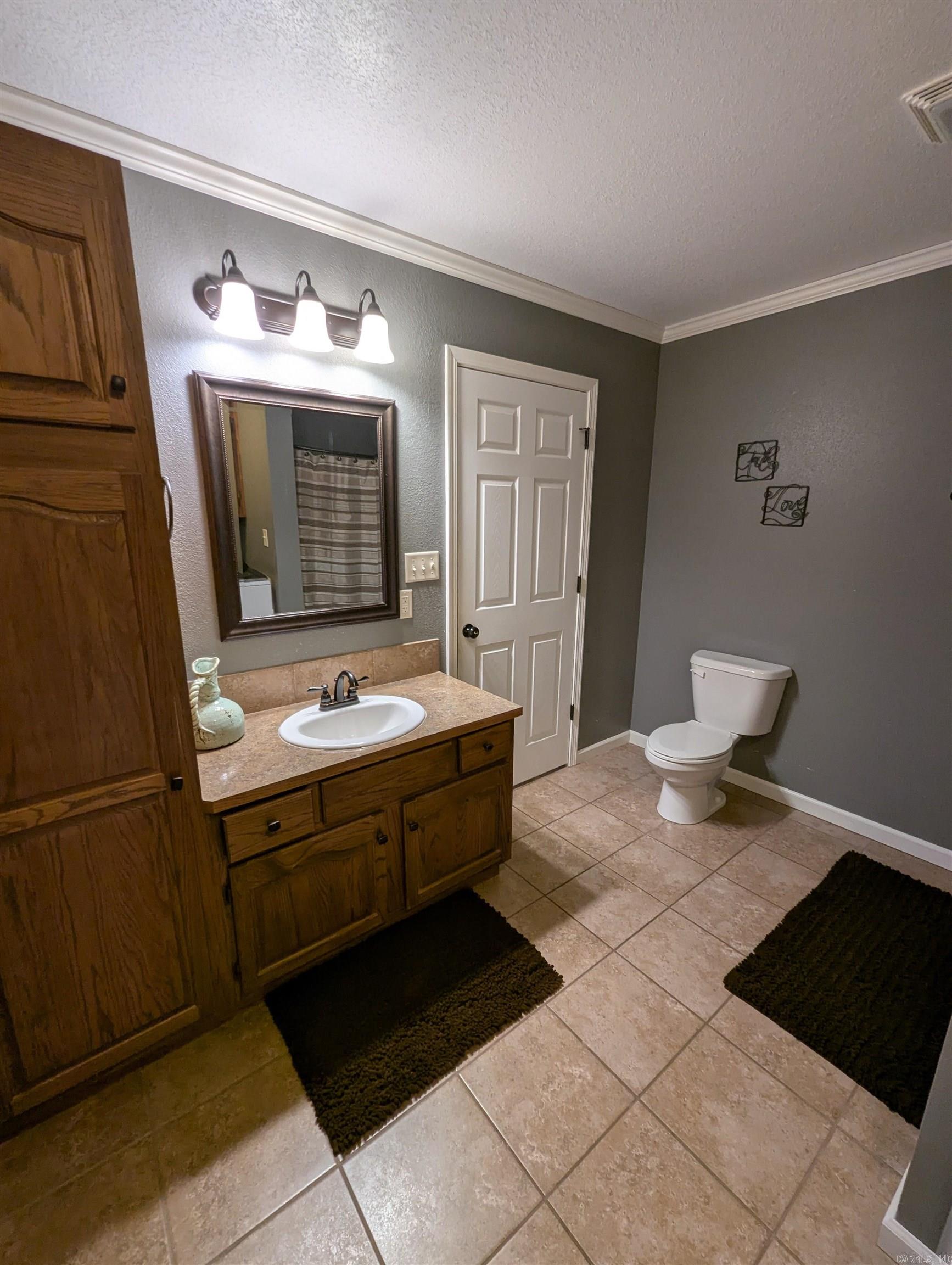 PURE COUNTY ESTATES - Residential
