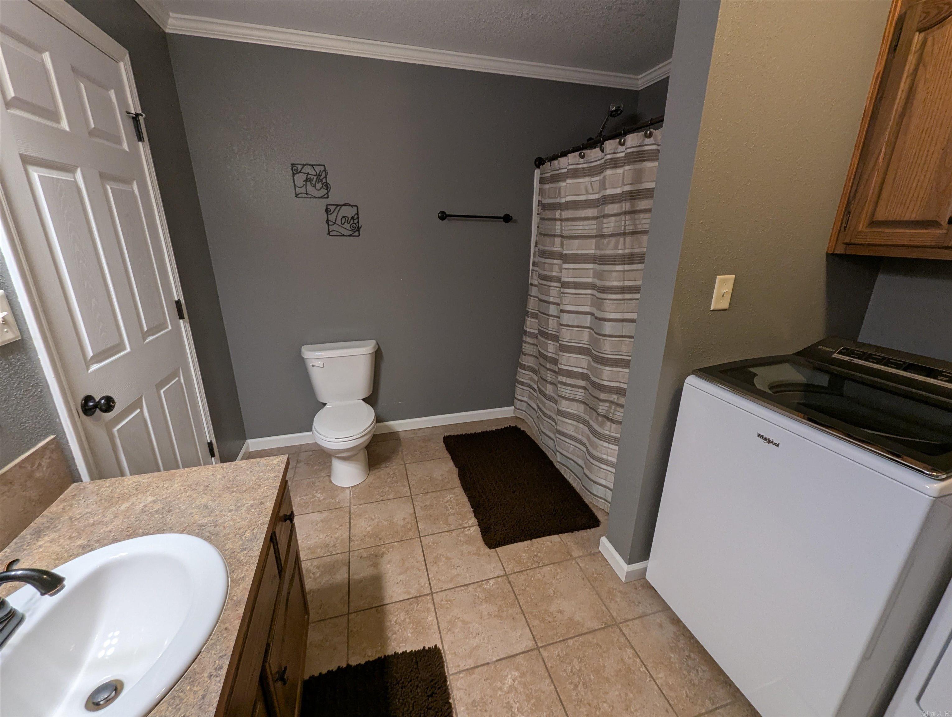 PURE COUNTY ESTATES - Residential