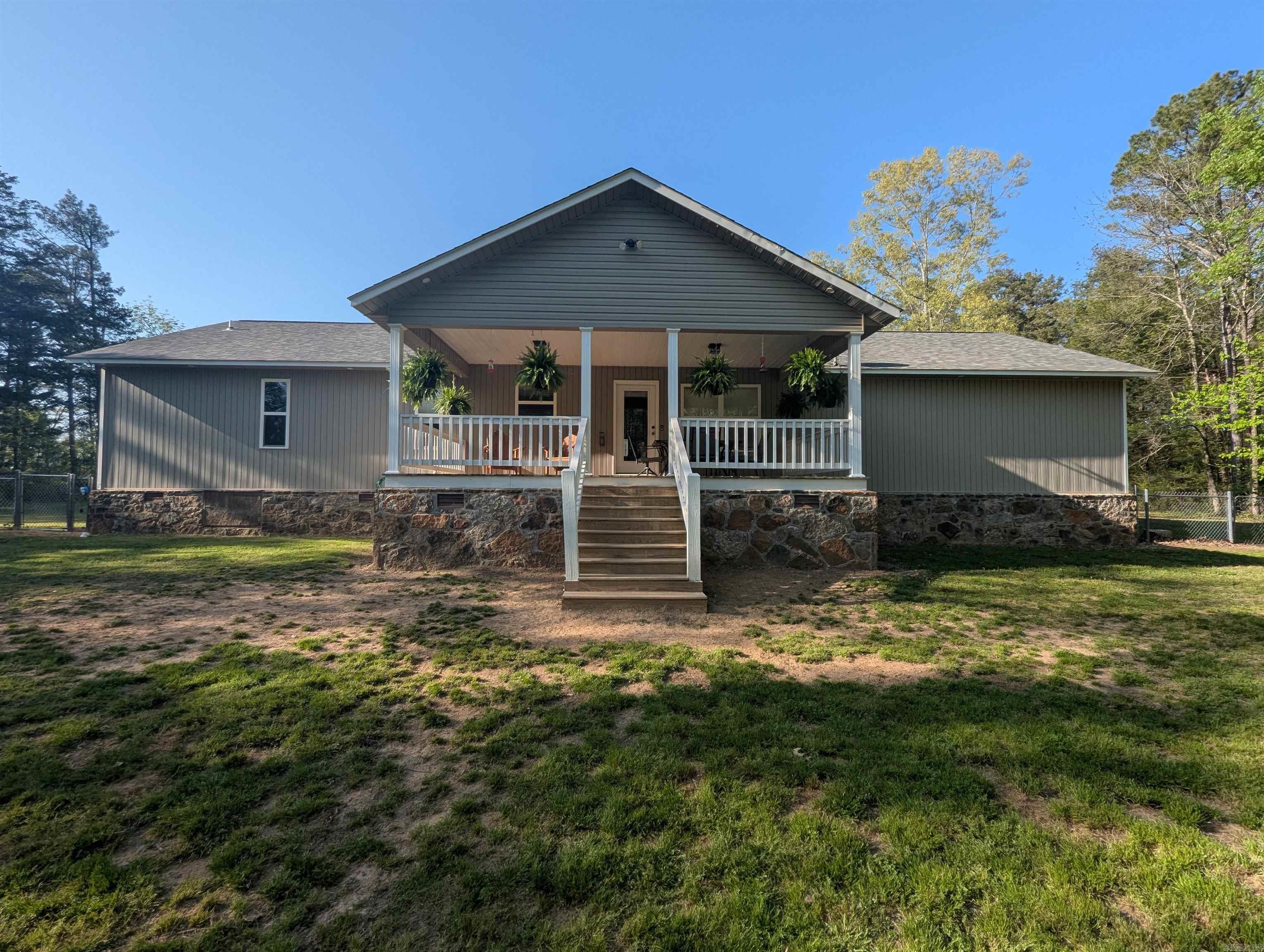 PURE COUNTY ESTATES - Residential